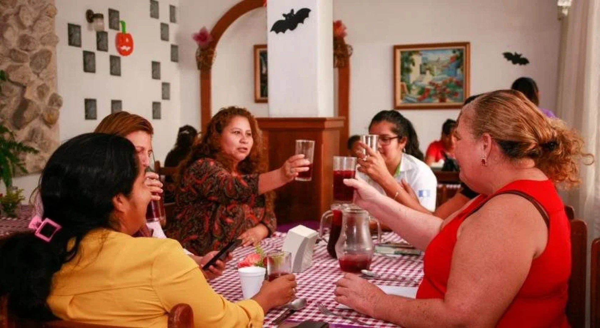 Hotel Casa Flores De Tikal