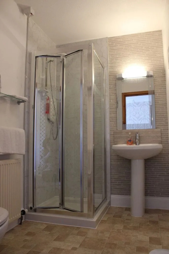 Hillview guest house