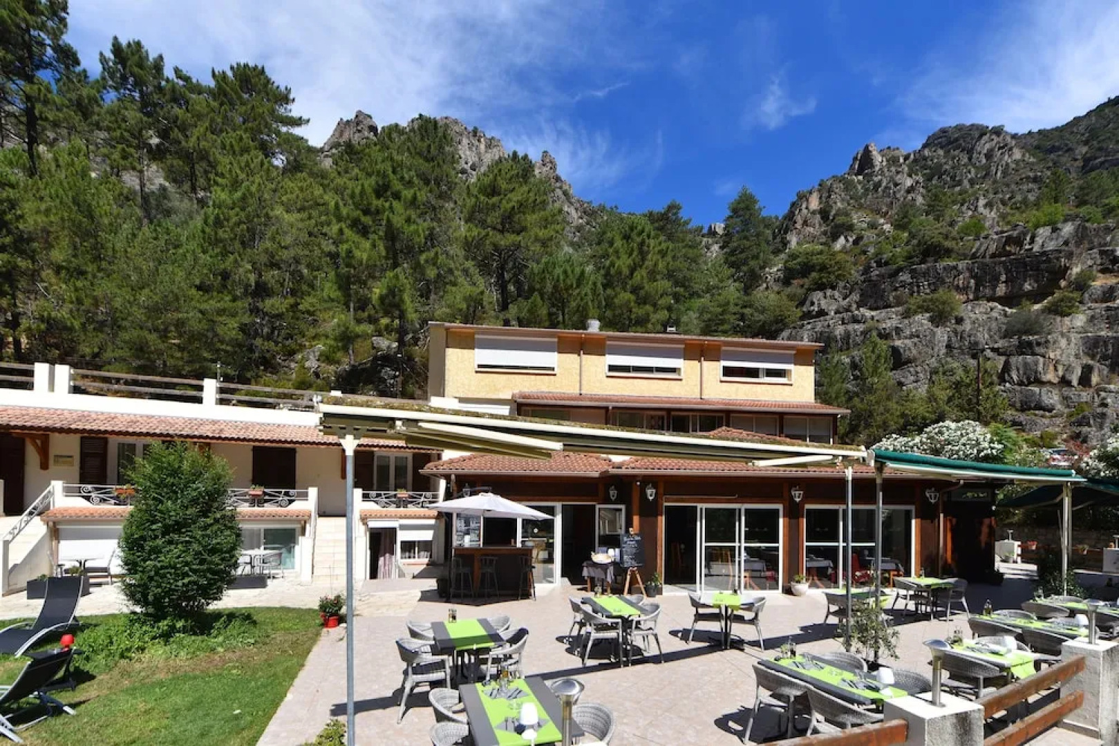 Hôtel Arena Restaurant Le Refuge