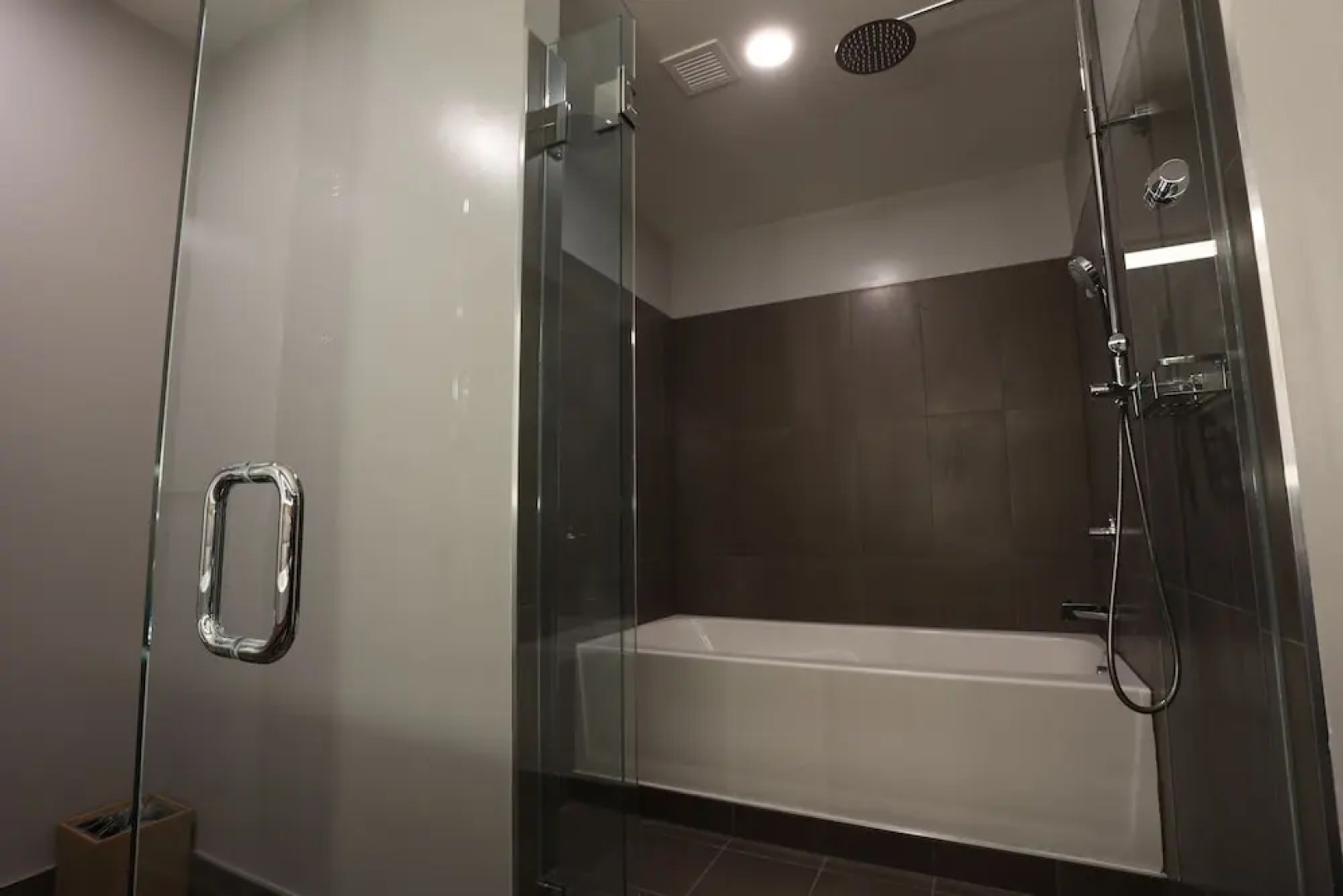 Cedartree Hotel Portland Hillsboro