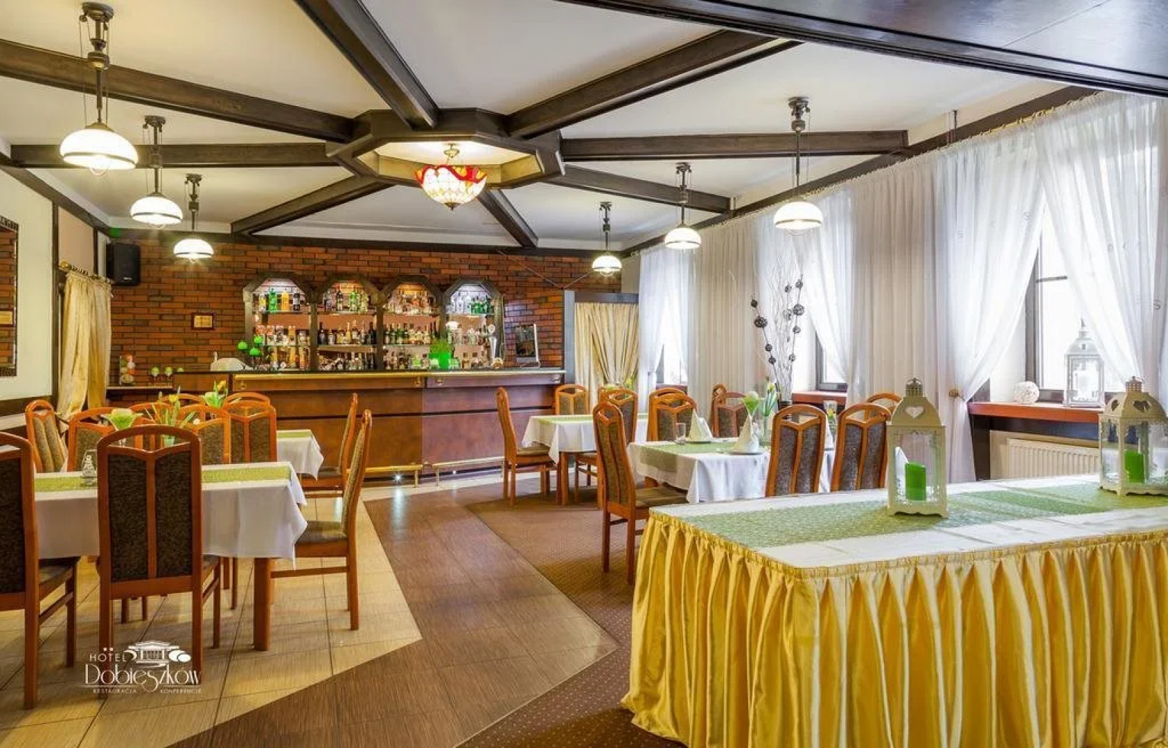 Hotel w Dobieszkowie