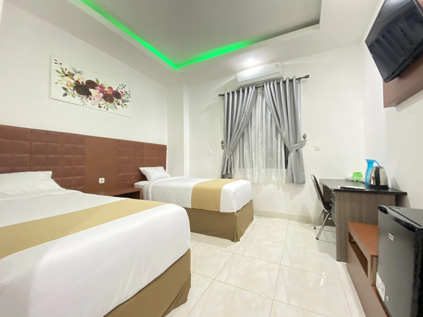 Hotel Tonapa Prince Sorowako Mitra RedDoorz