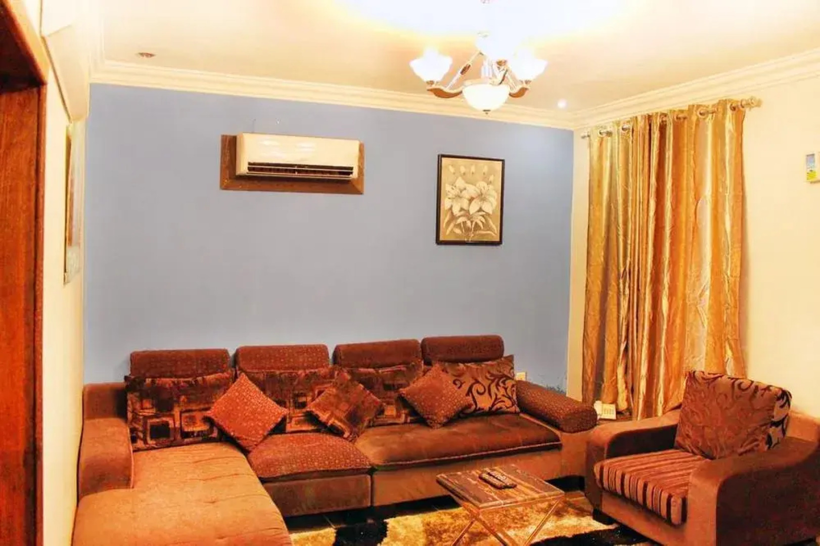 La Casa Hotel Apartment