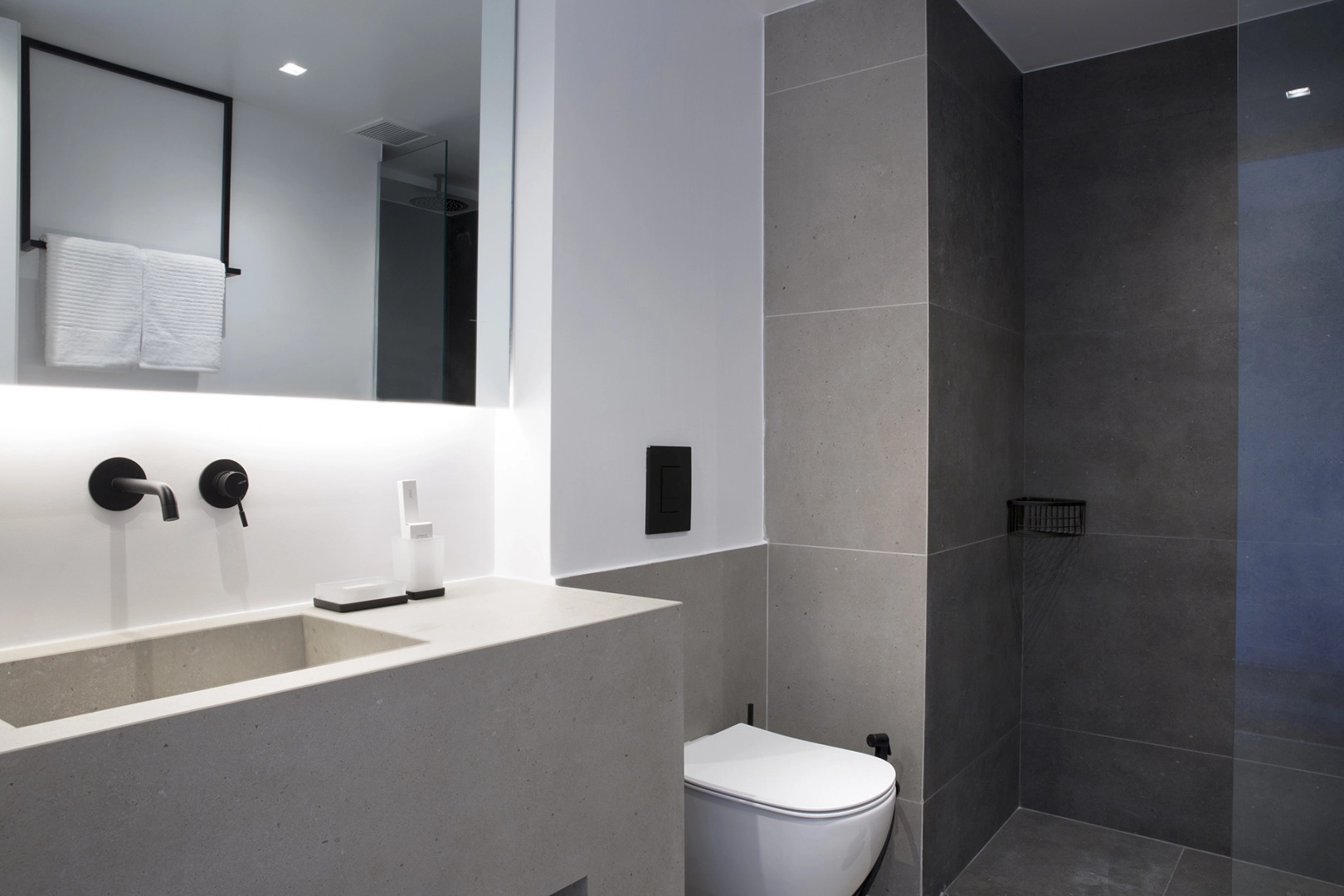 The Alex Monte Kastella