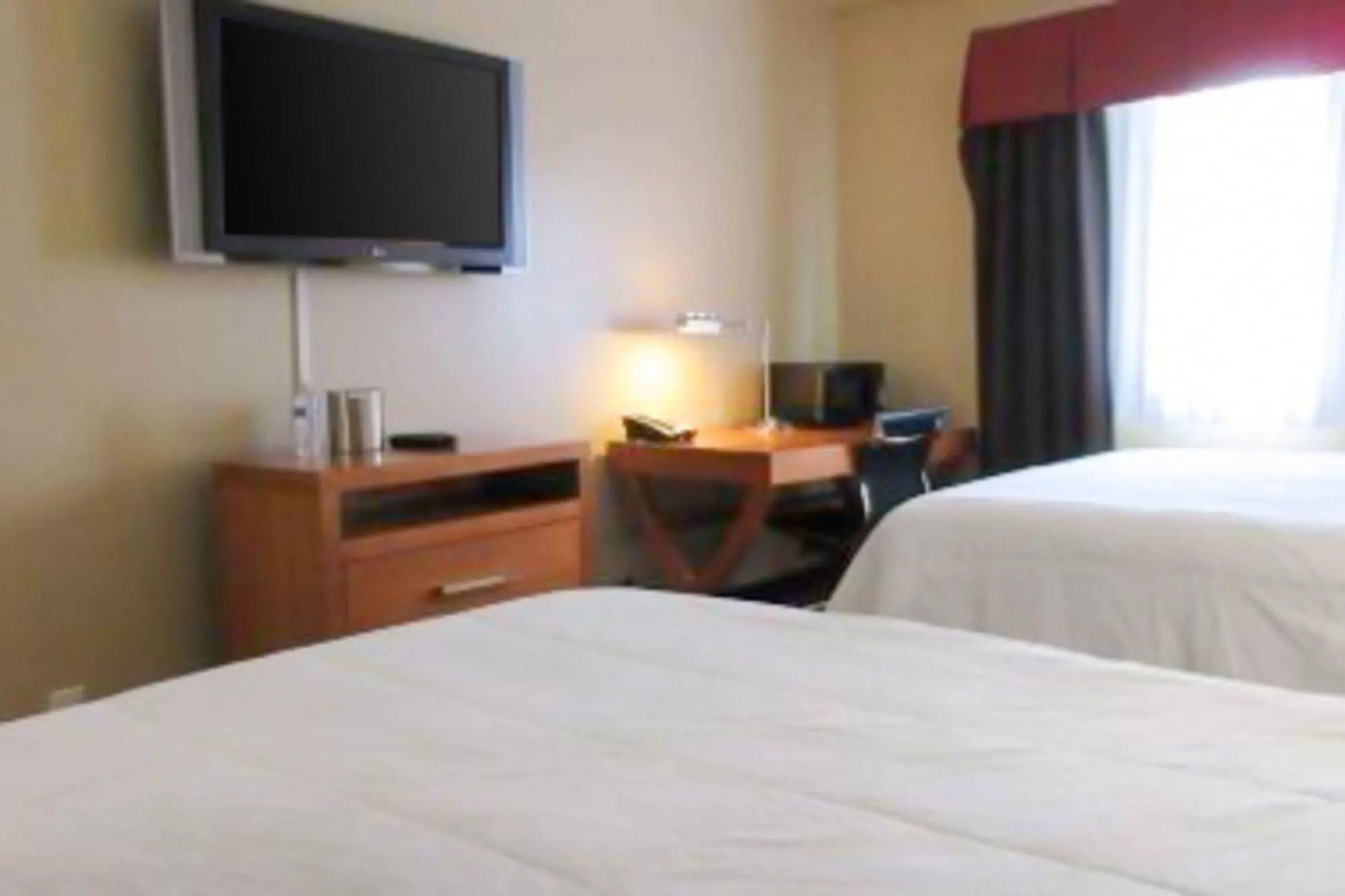 Quality Inn & Suites Airport