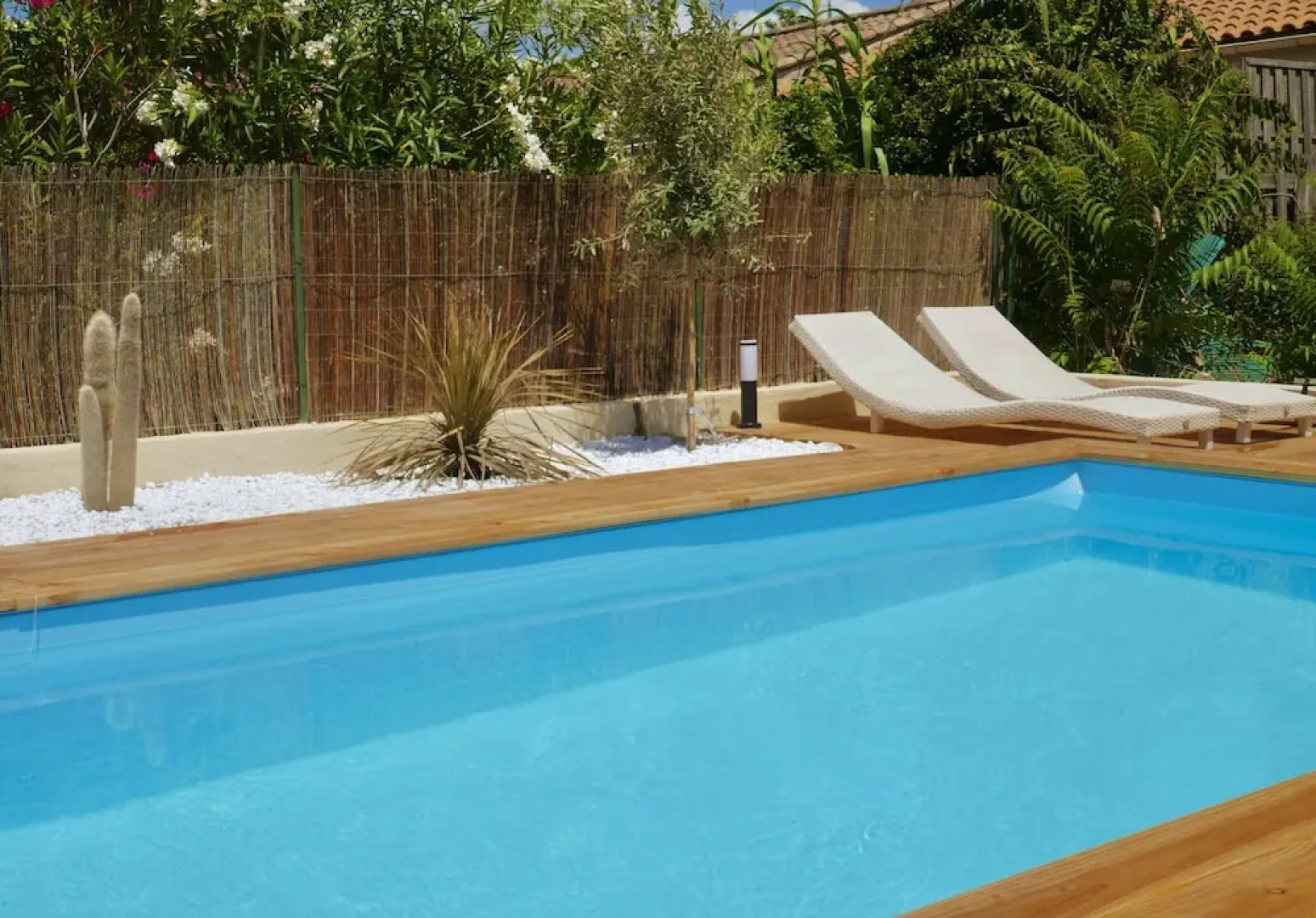 Maison Avec Piscine a 15min de la mer