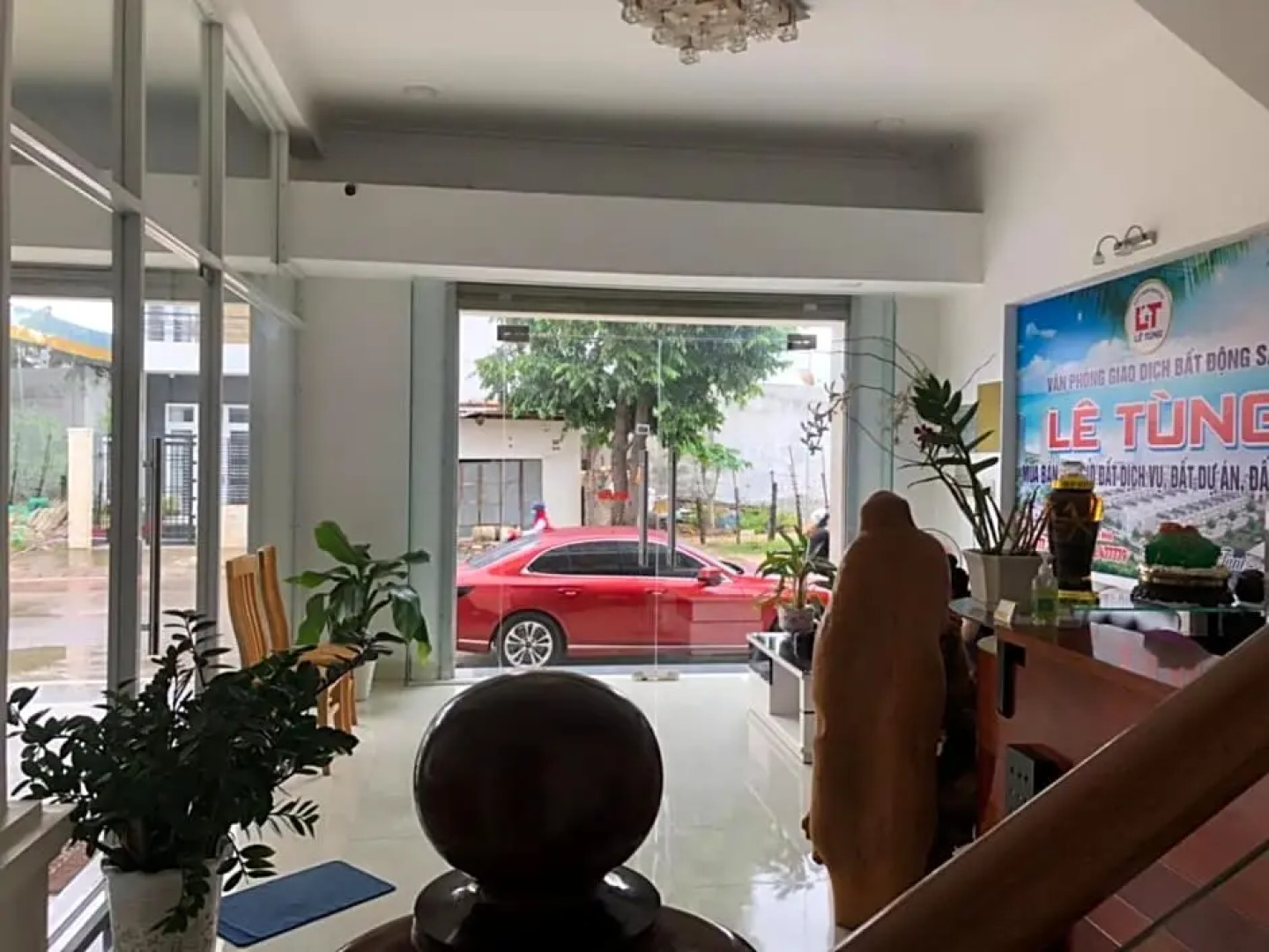 Lê Tùng Hotel - Vạn Giã