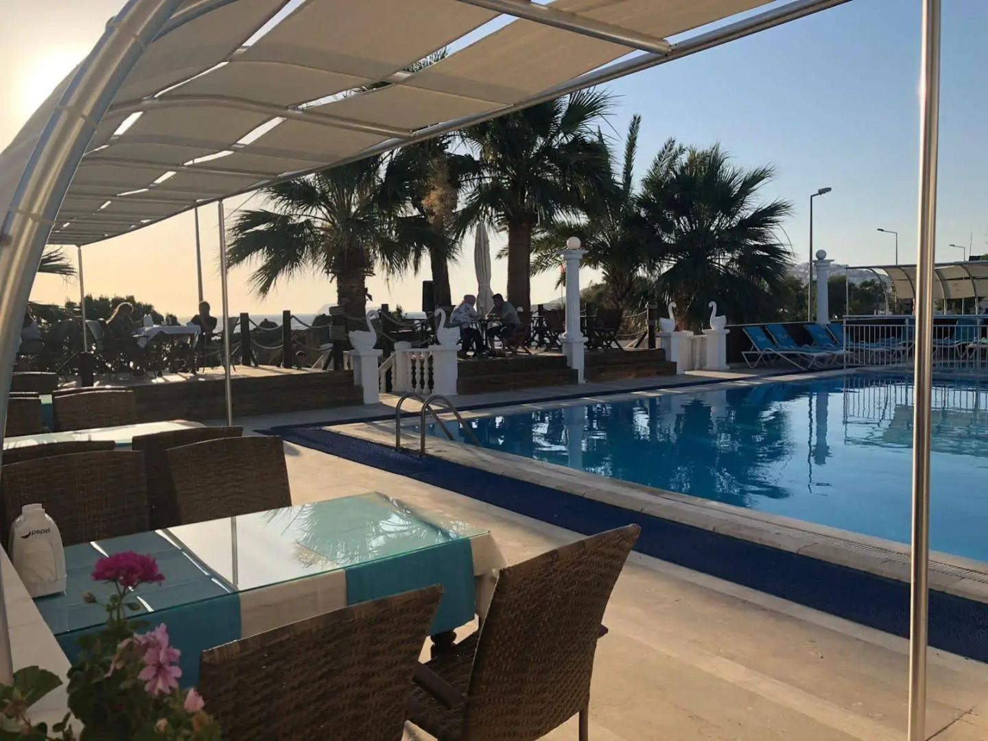 Sun and Sea Beach Hotel