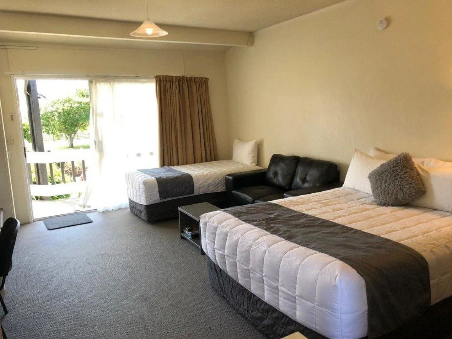 Asure Saddle and Sulky Motor Lodge