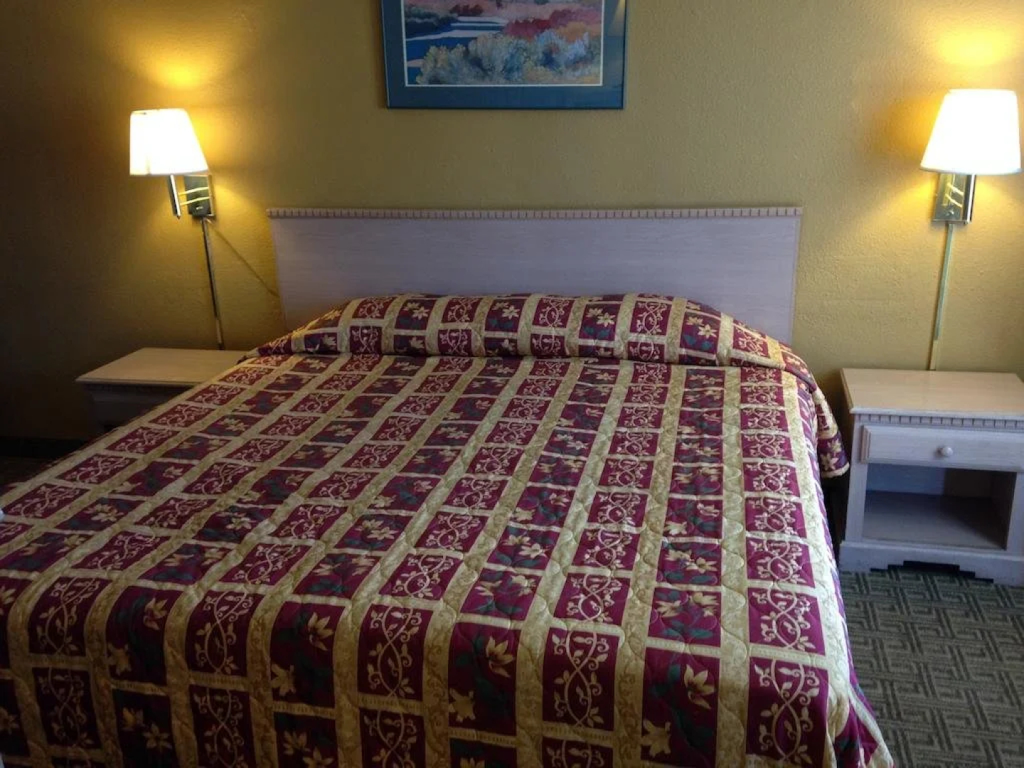 Grizzly Inn Motel