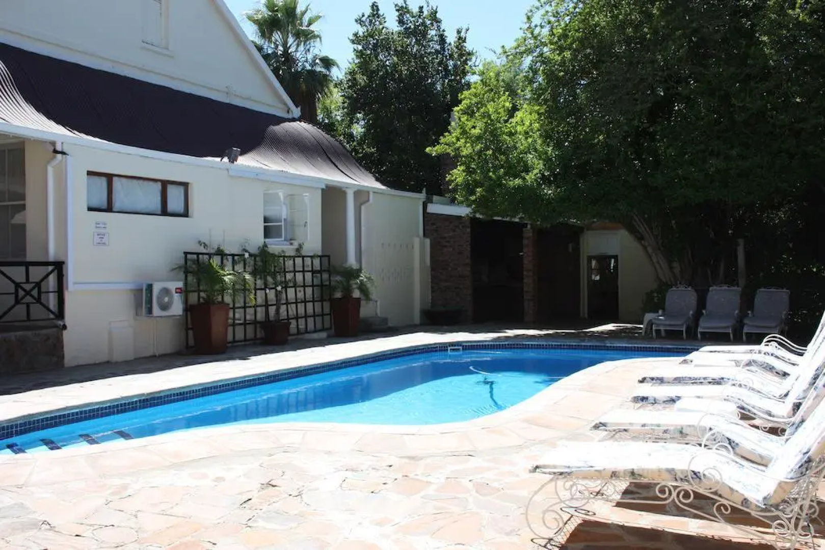 Karoopark Guest House