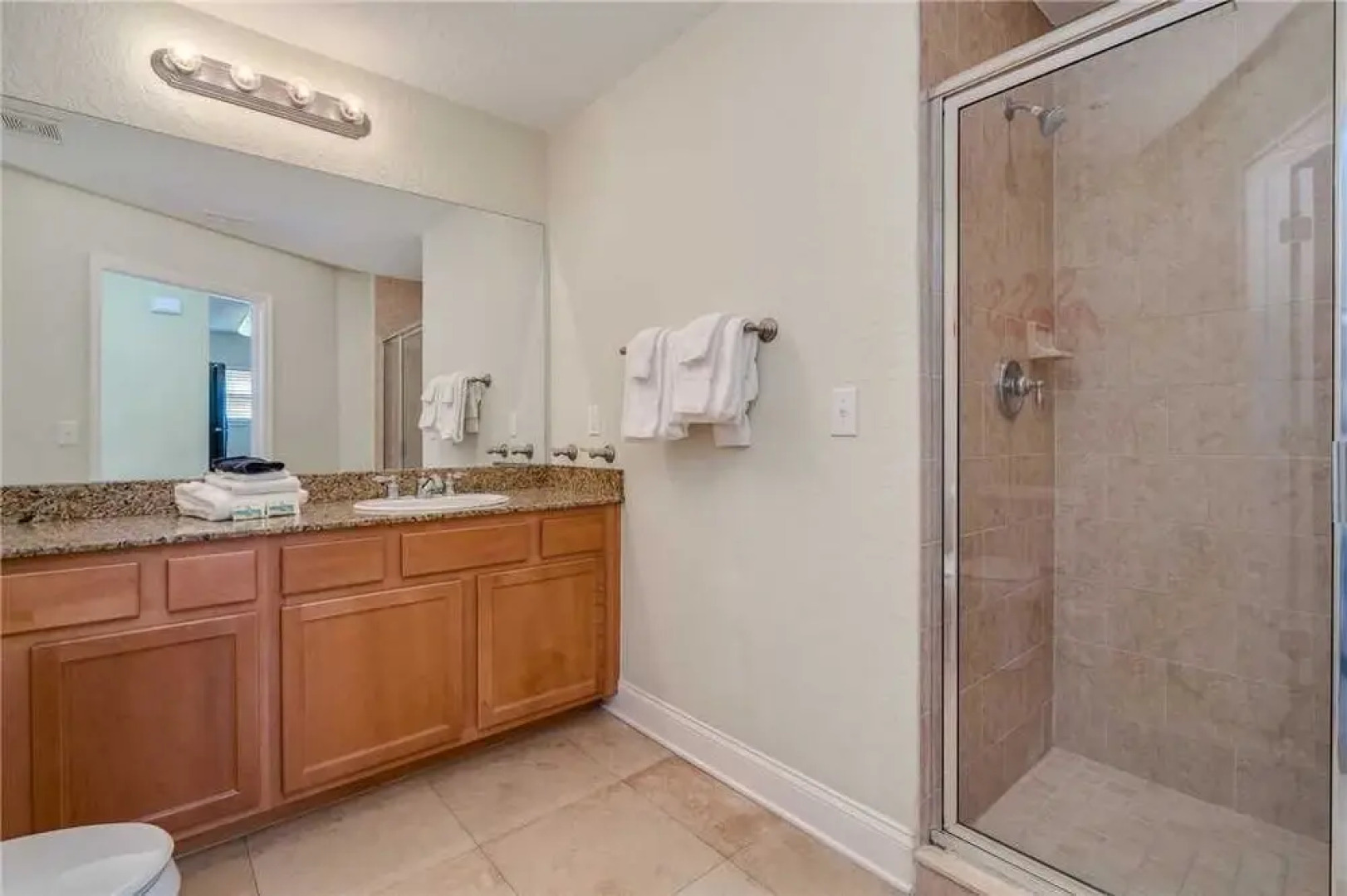 207 - Palms of Treasure Island