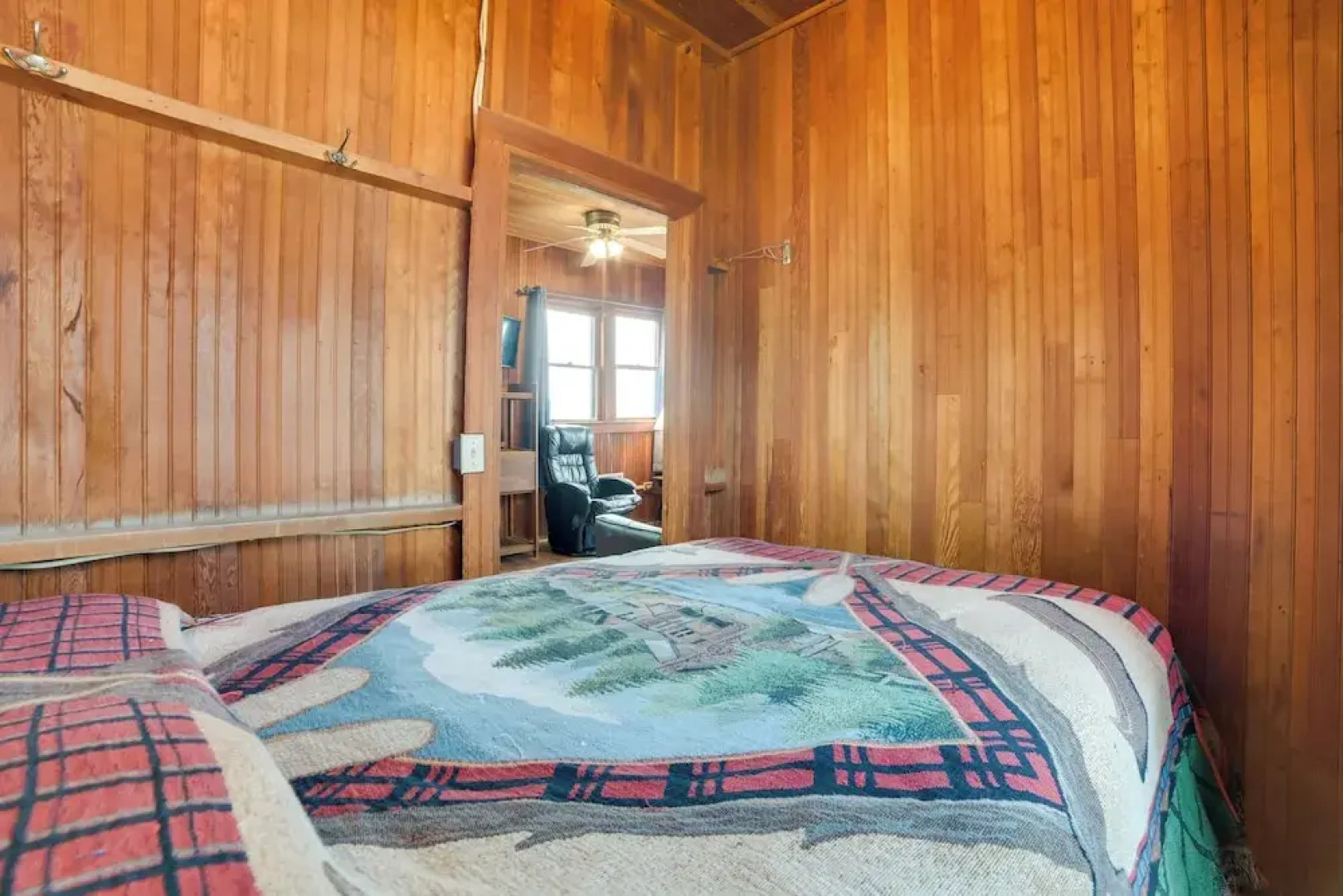 Les Cheneazu Island Hideaway w/ Community Perks!