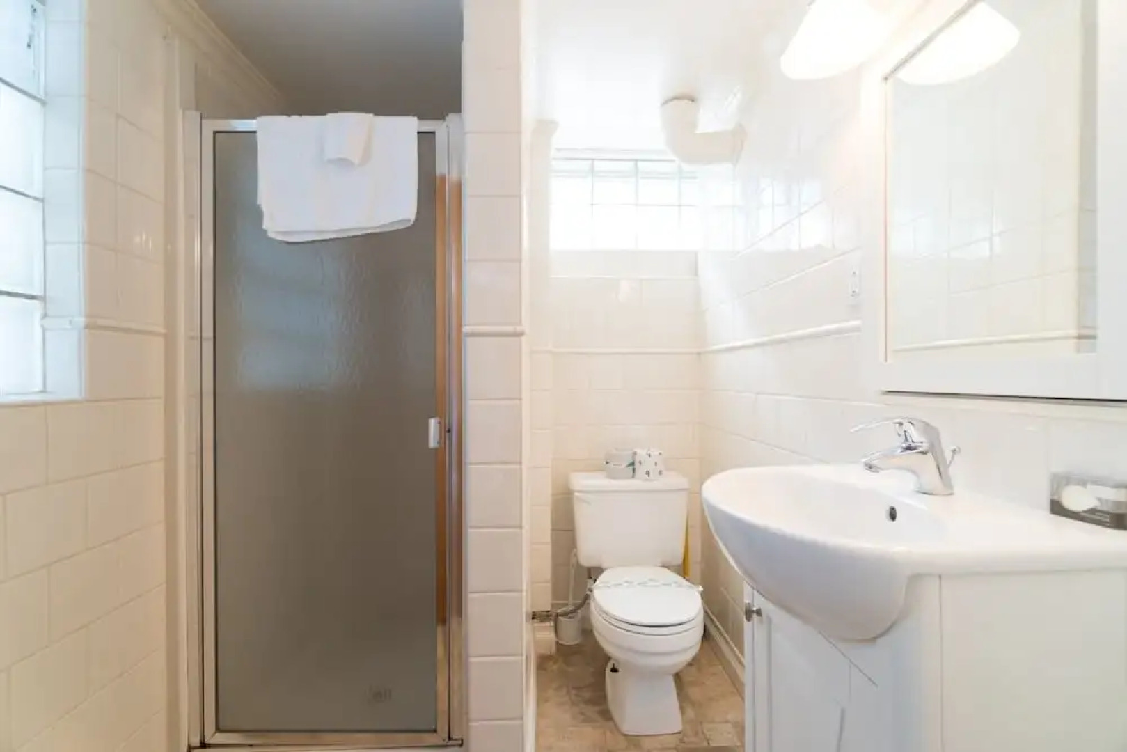 The Riptides 3 Br home by RedAwning