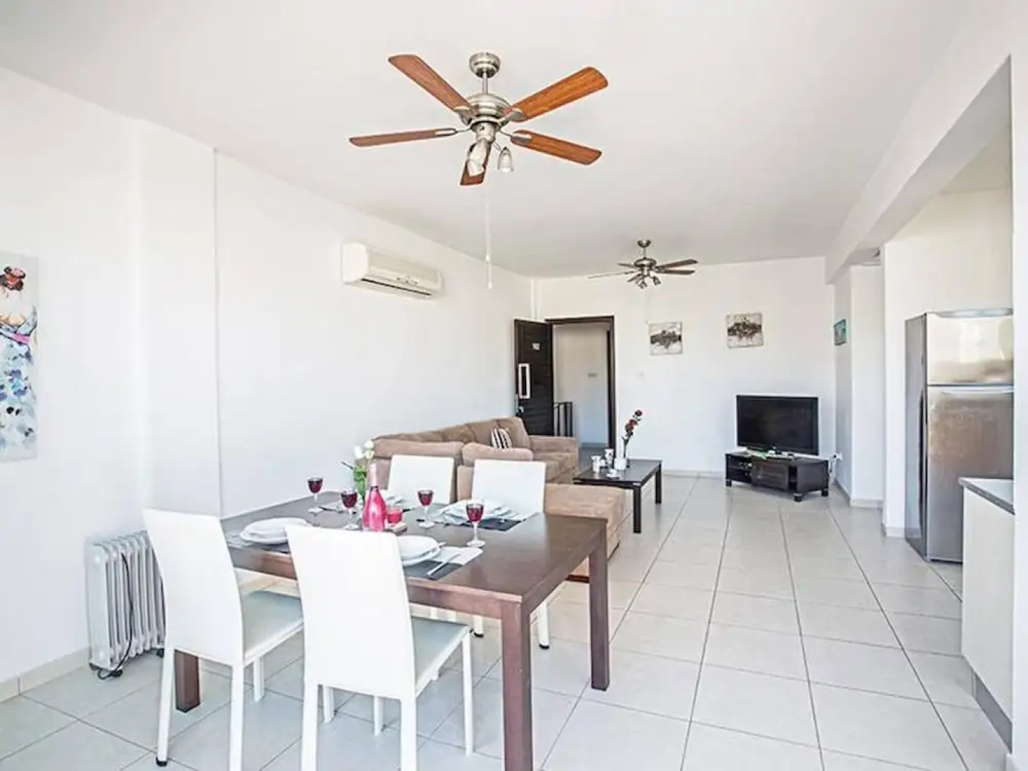 Apt Faye, Beautiful 2bdr Pernera Apartment