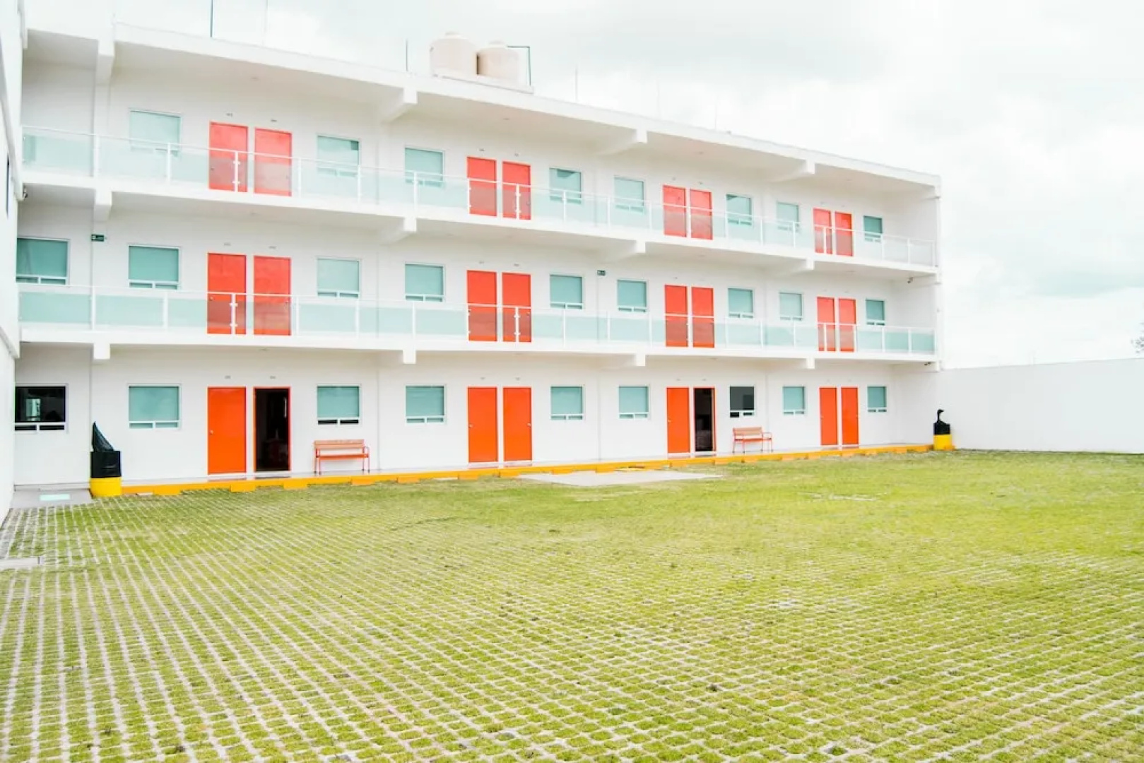Hotel Los Pinos Express