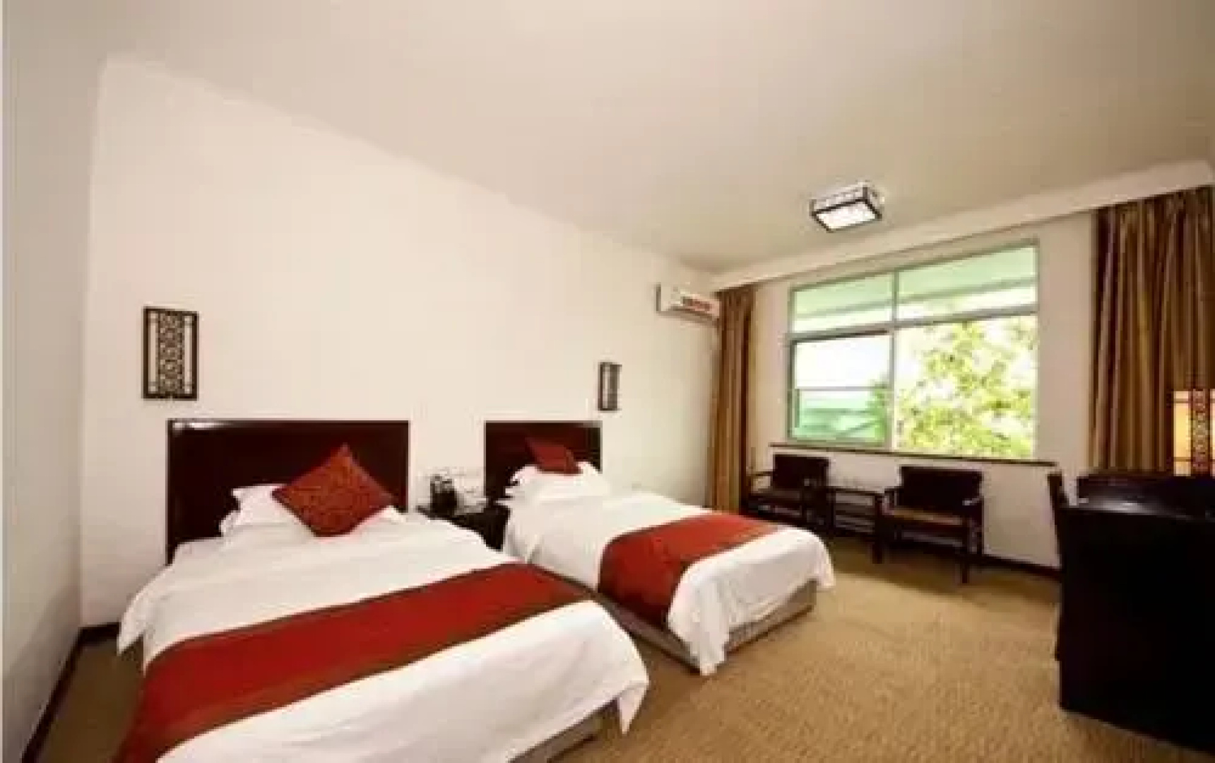 Yancheng Hotel