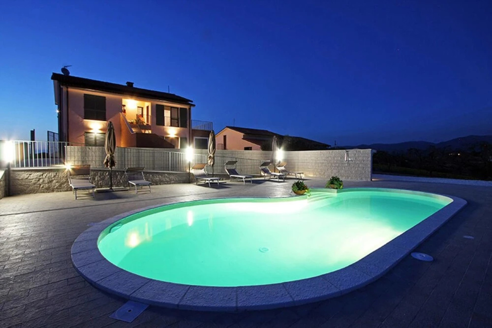 Apartment With one Bedroom in Montecastrilli, With Pool Access, Enclos