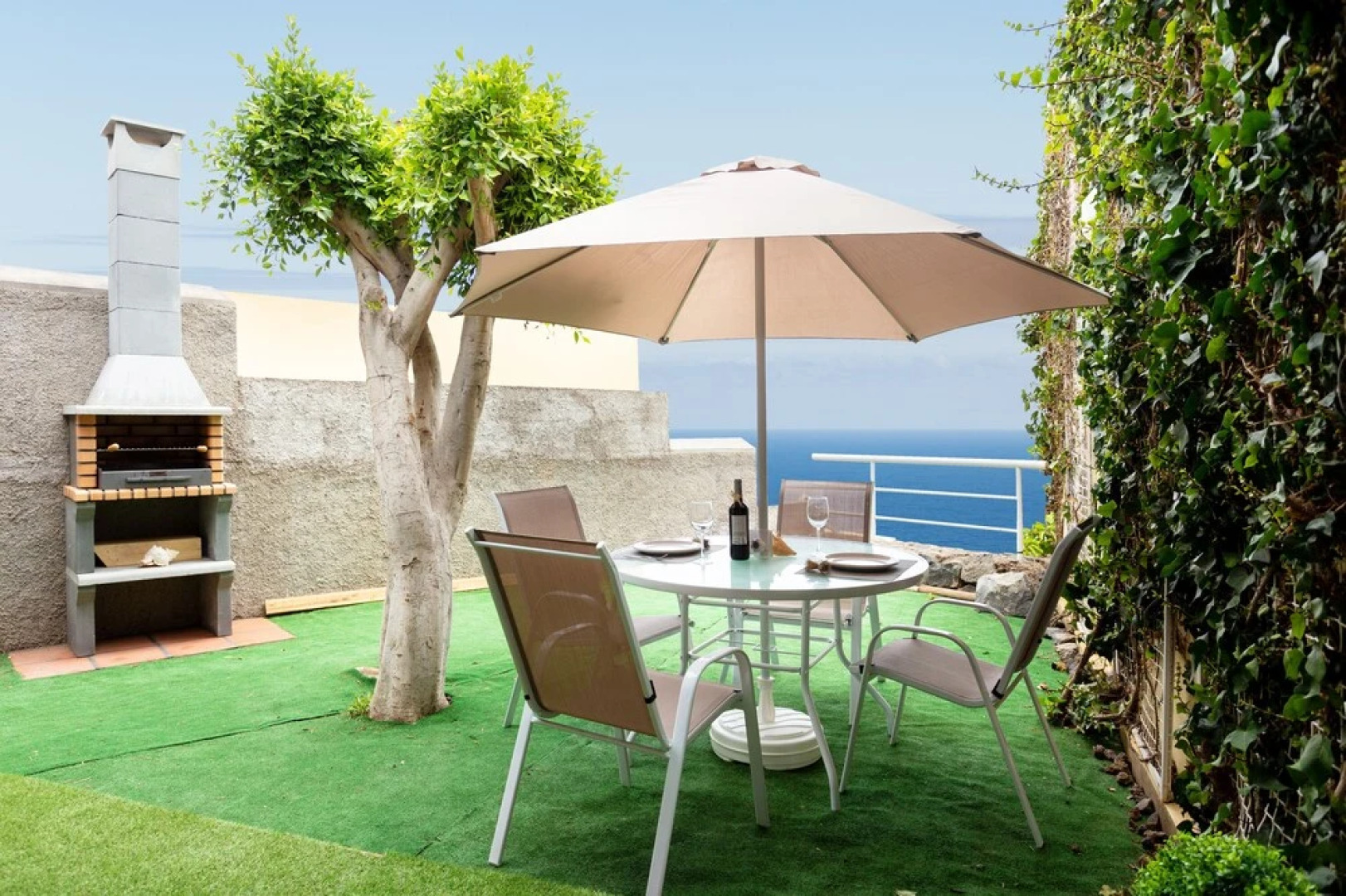 Duplex Acorán with pool and sea view