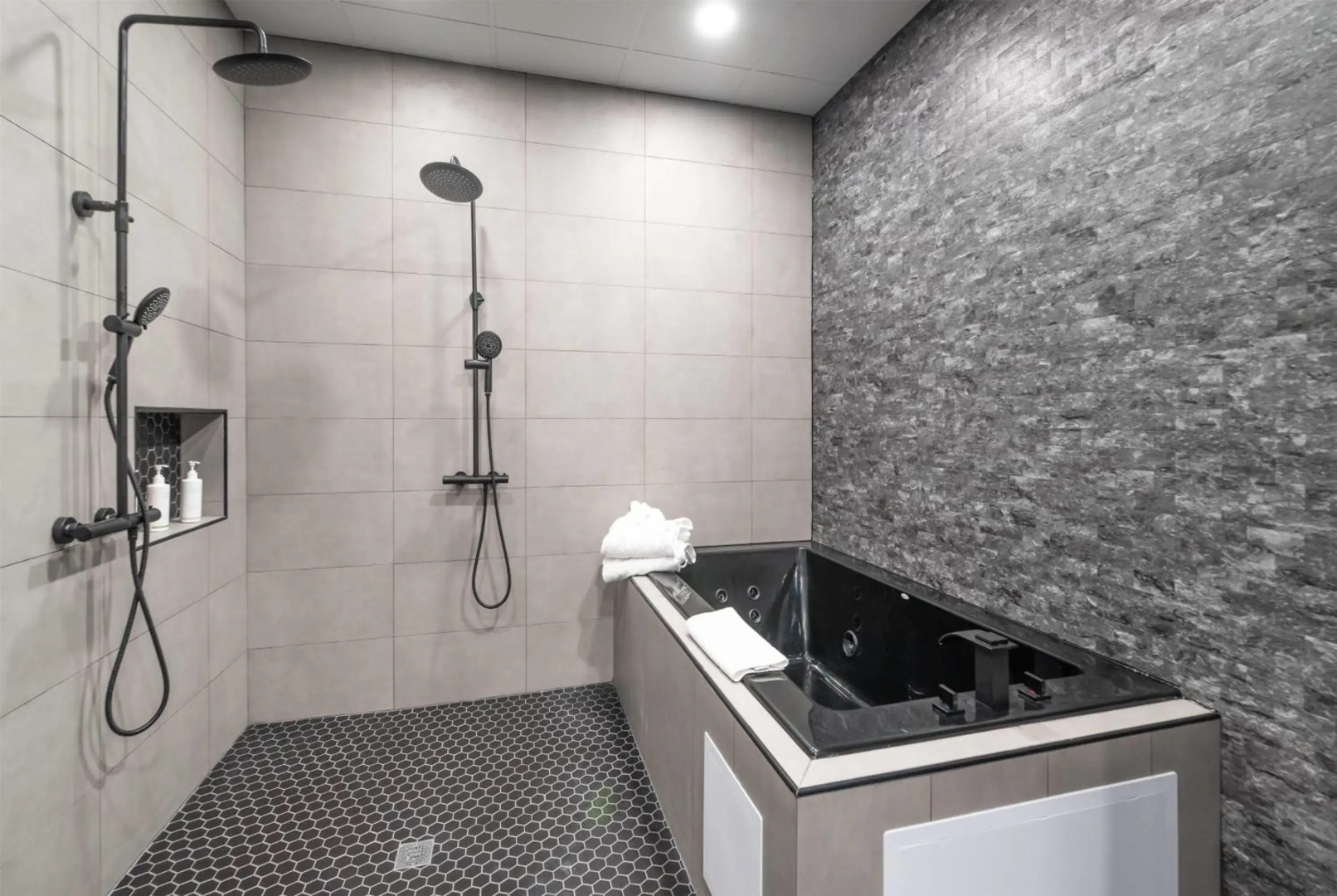 Bellissimo Hotel, Trademark by Wyndham Near Foxwoods Casino