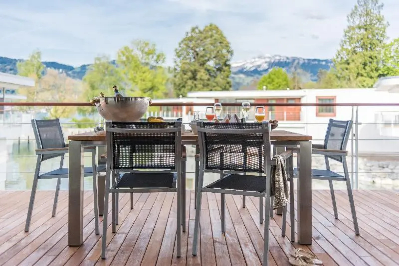 Luxury Villa – Deltapark