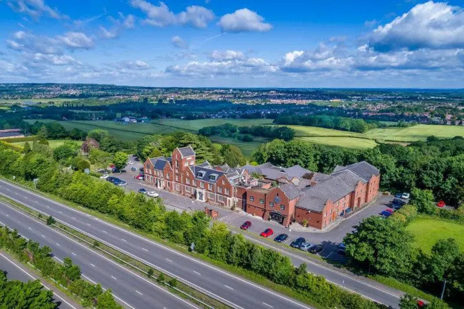 The Hogs Back & Spa Farnham