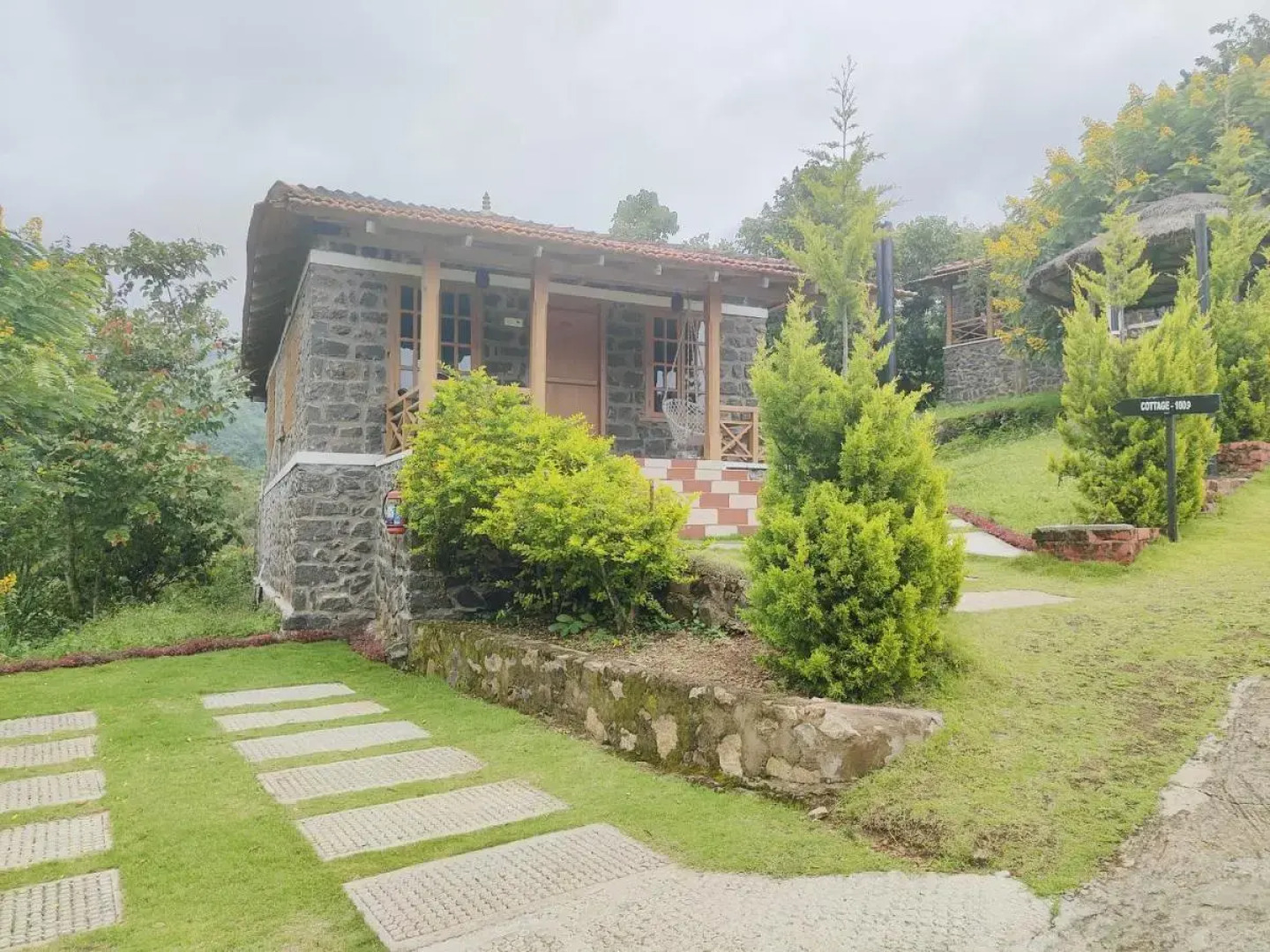 Zacs Valley Resort & Wellness Retreat Kodaikanal