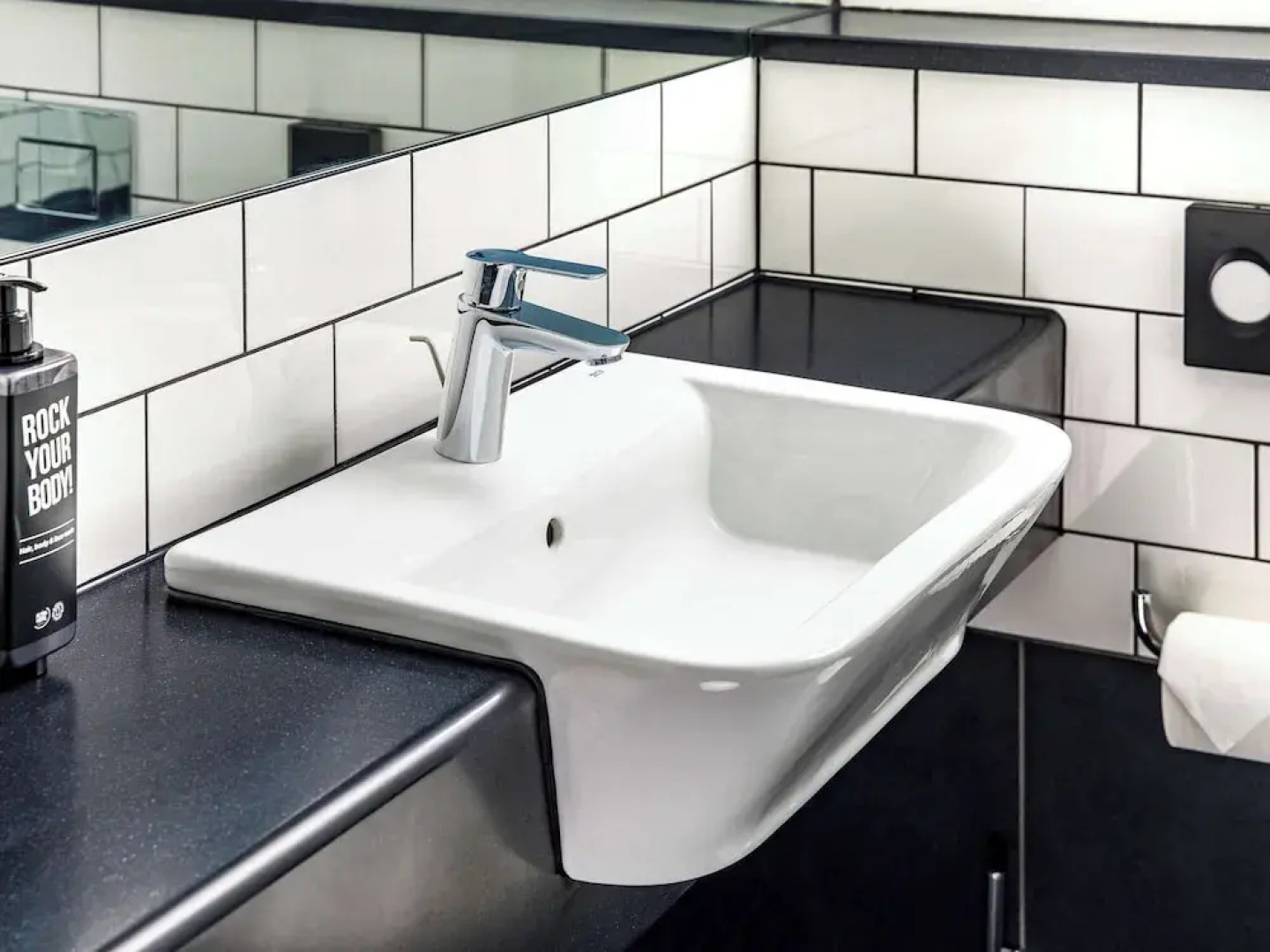 Ibis Wakefield East - Castleford