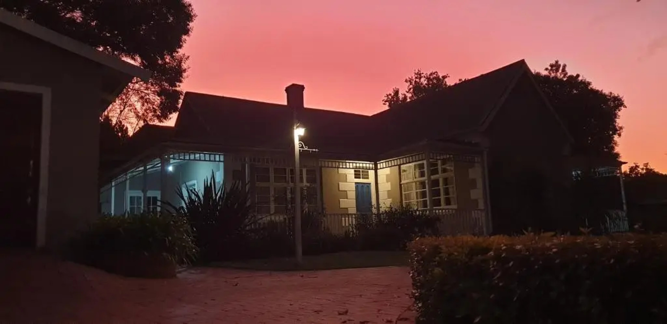 Bellevue Manor Guest House