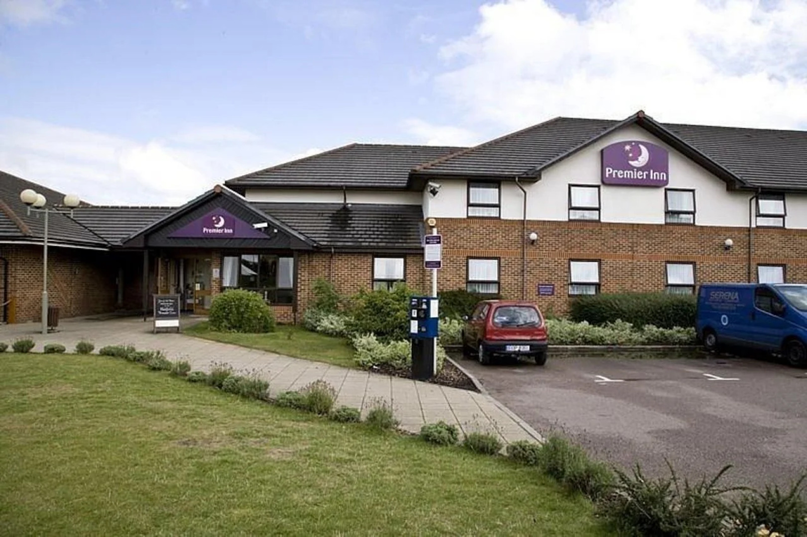 Premier Inn Hatfield
