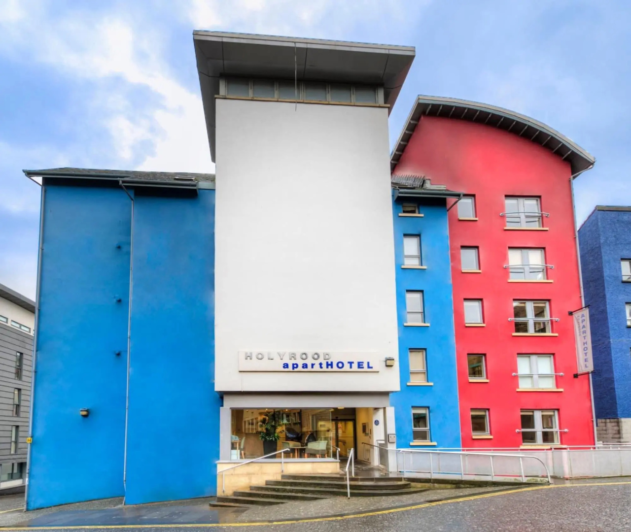Holyrood Aparthotel