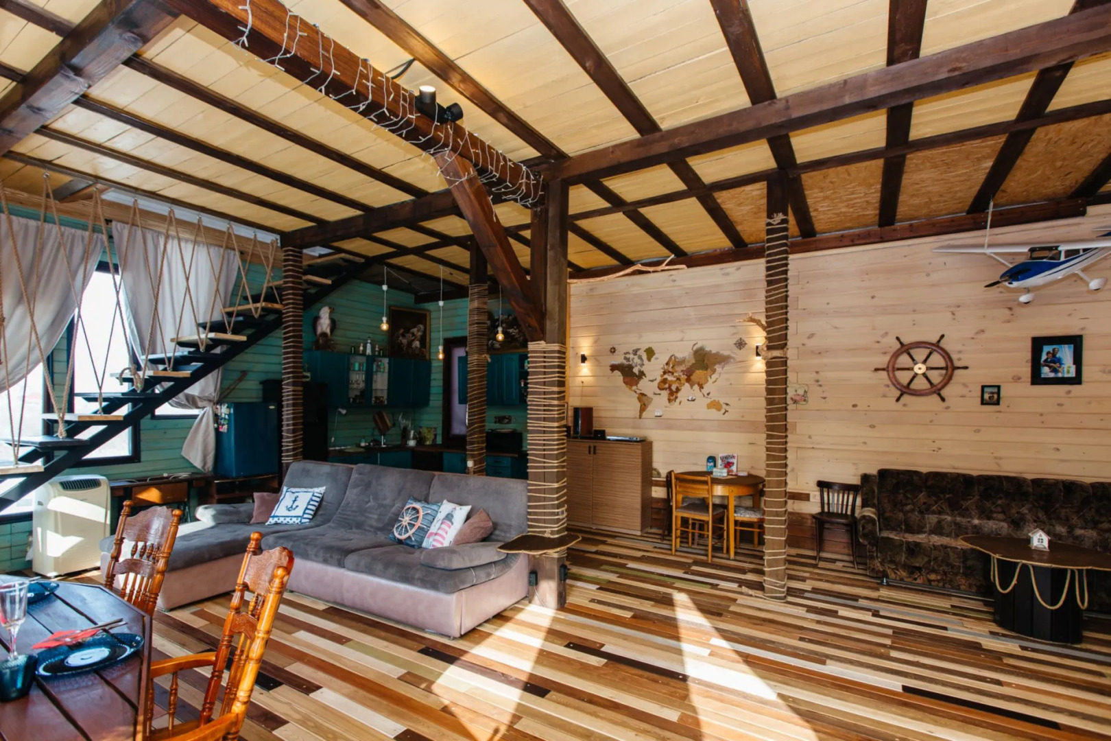 Yousinn (Дом с Кораблем)