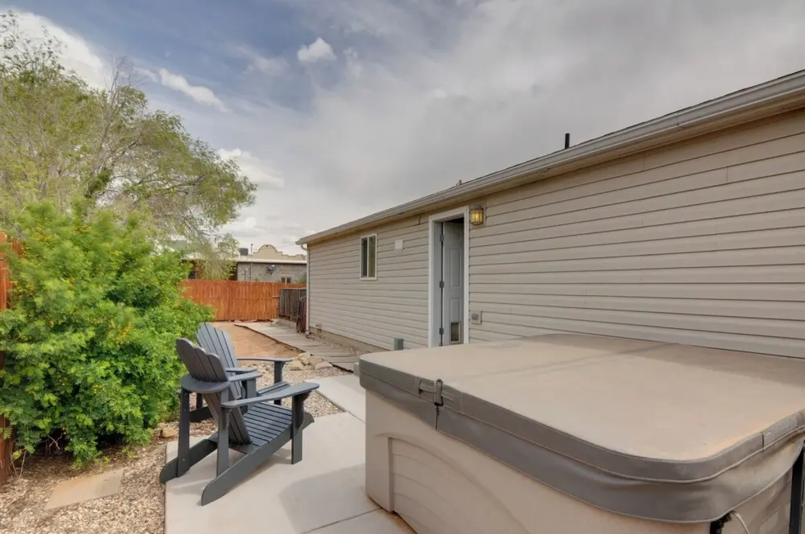 Utah Retreat - Hot Tub, Deck & Near National Parks