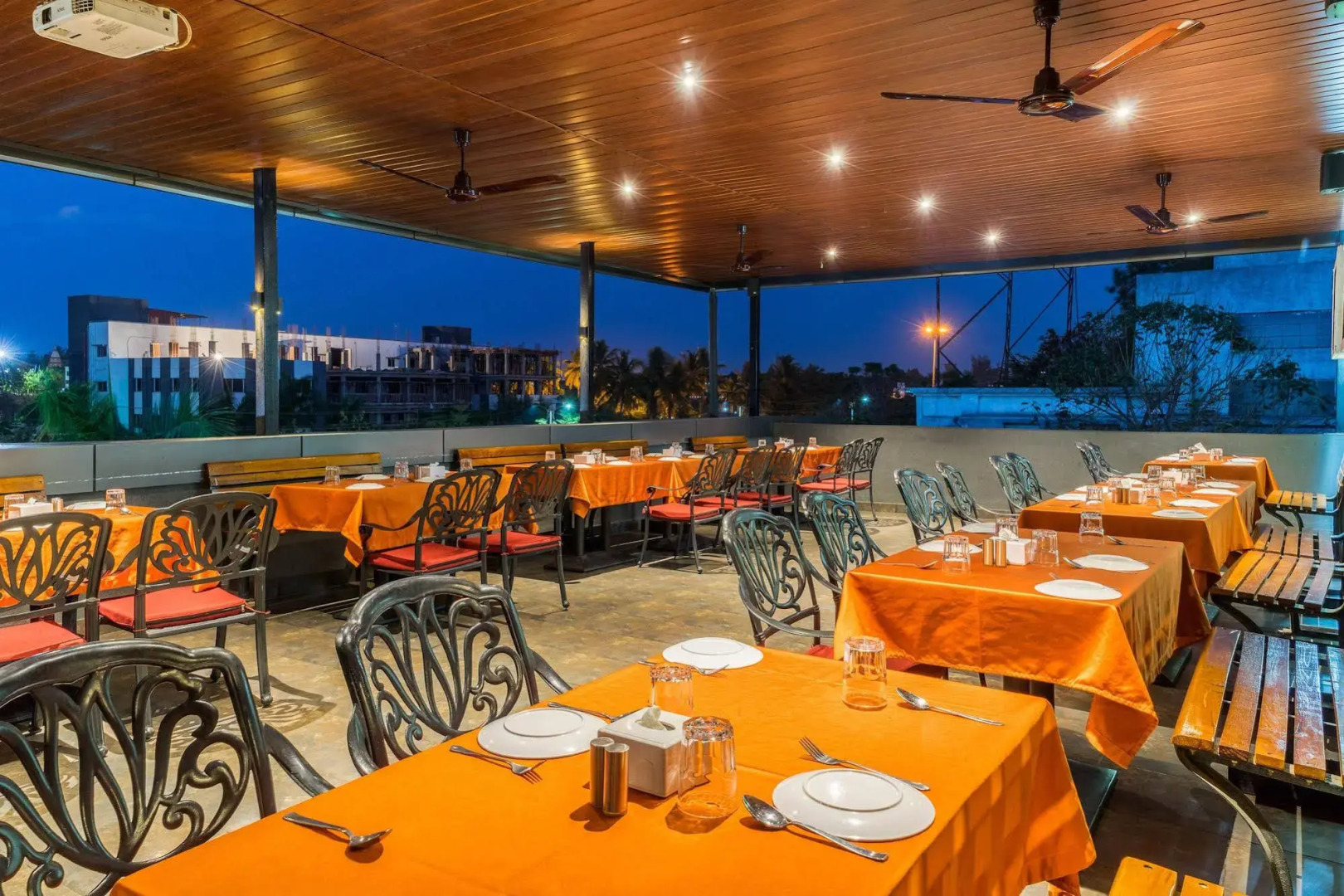 Treebo Premium Grand Emerald