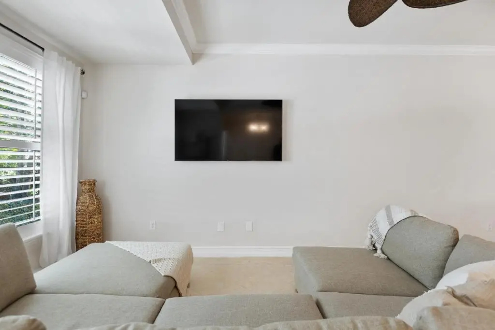 Luxury Spanish Villa 4 Bedroom 4 Bathroom Pool Sunny Isles