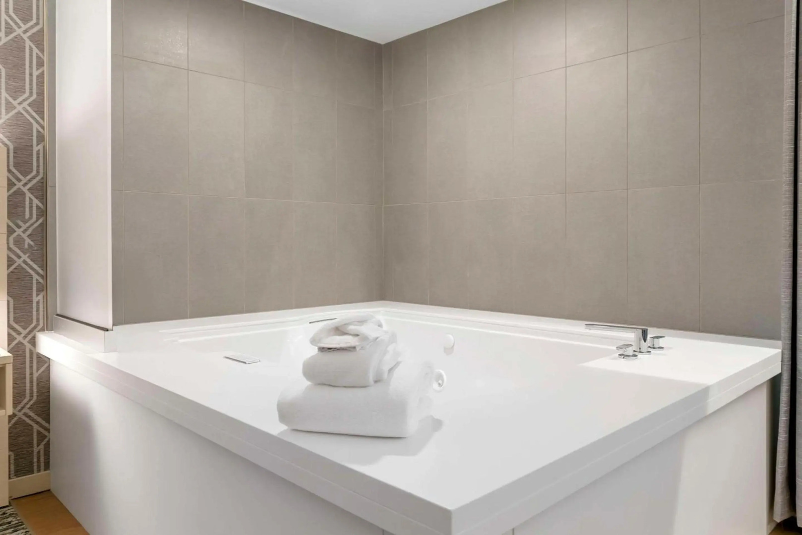 Radisson Plaza Hotel at Kalamazoo Center