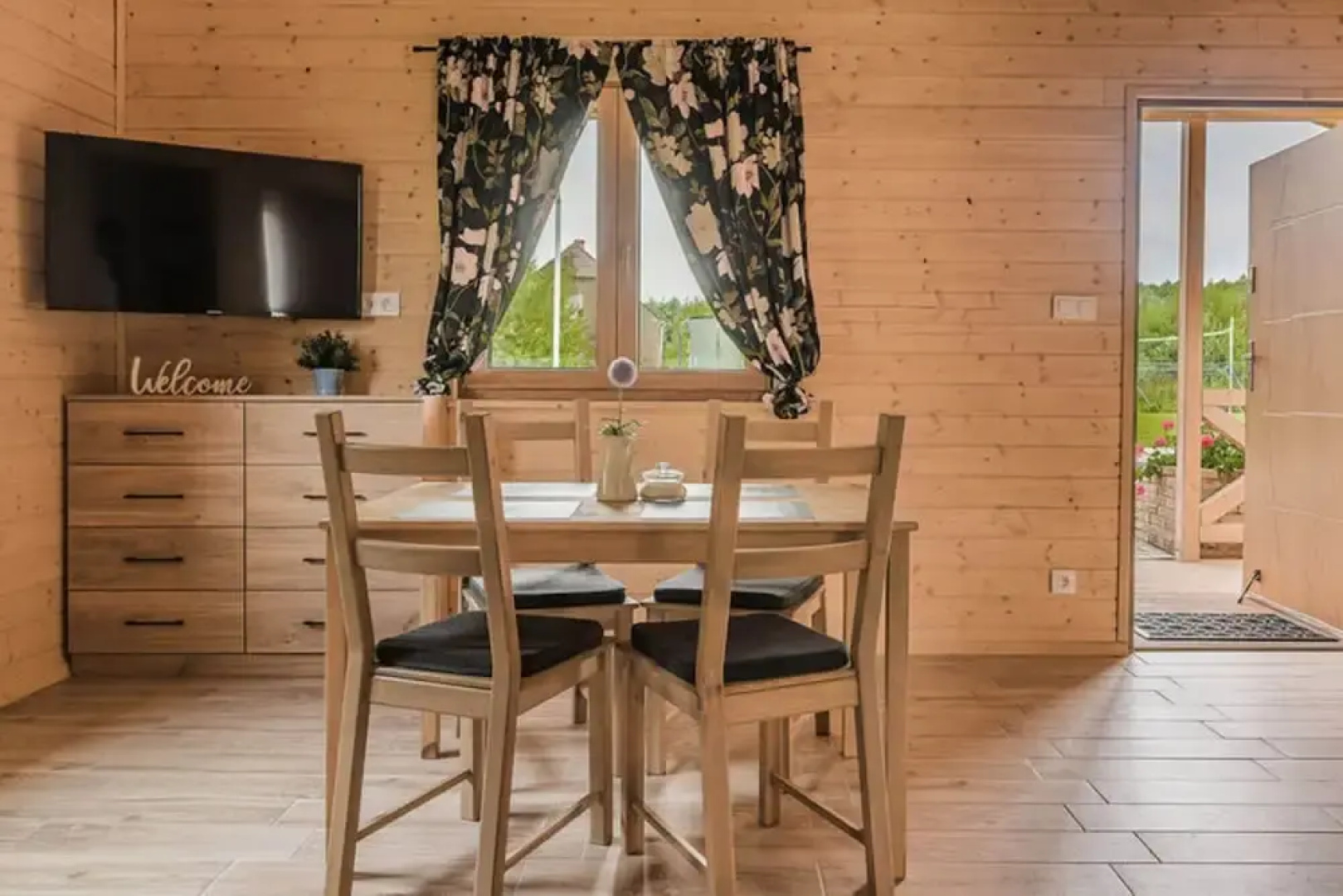 Summer House in Dabrowa by the Sea