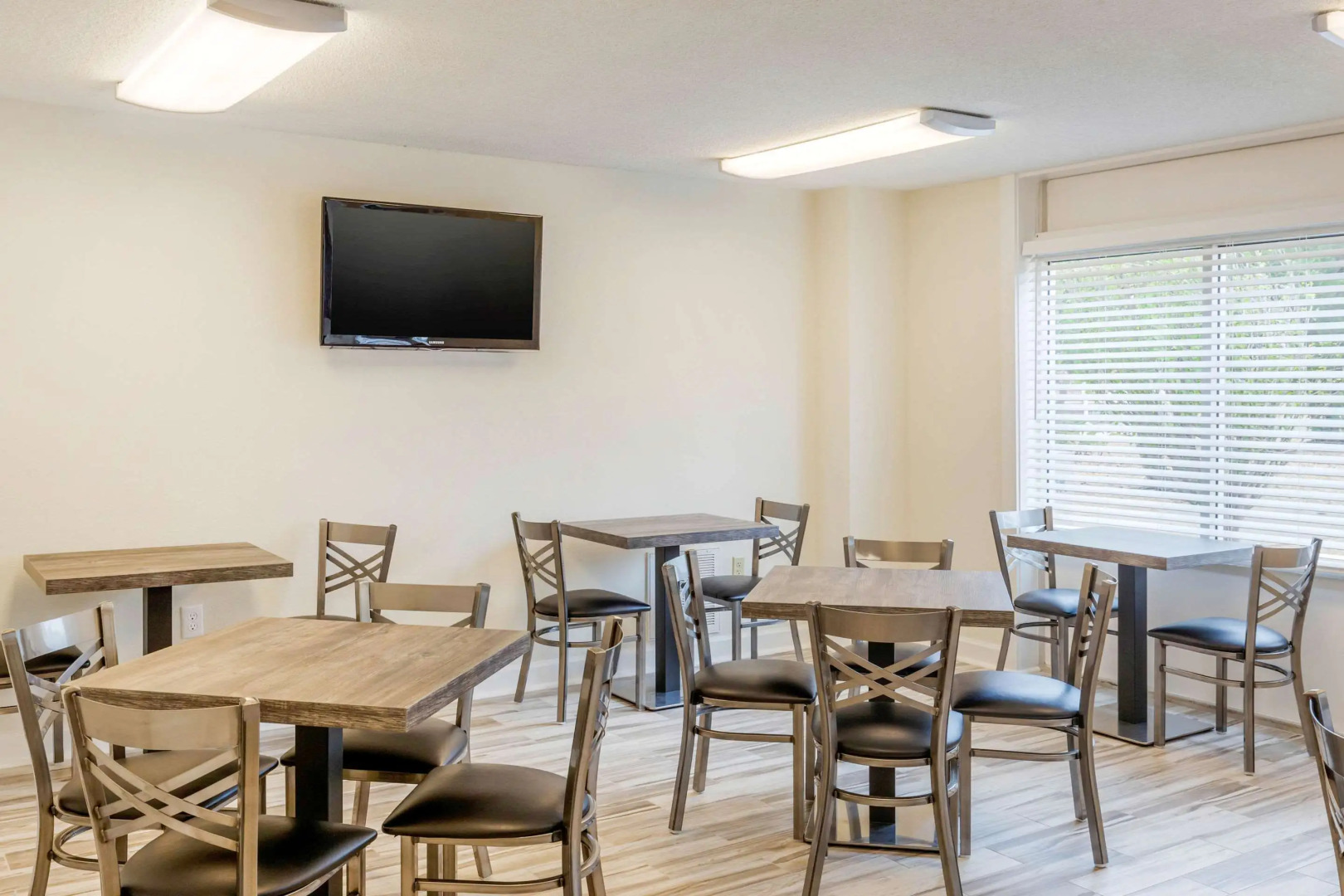 Quality Inn & Suites Apex - Holly Springs