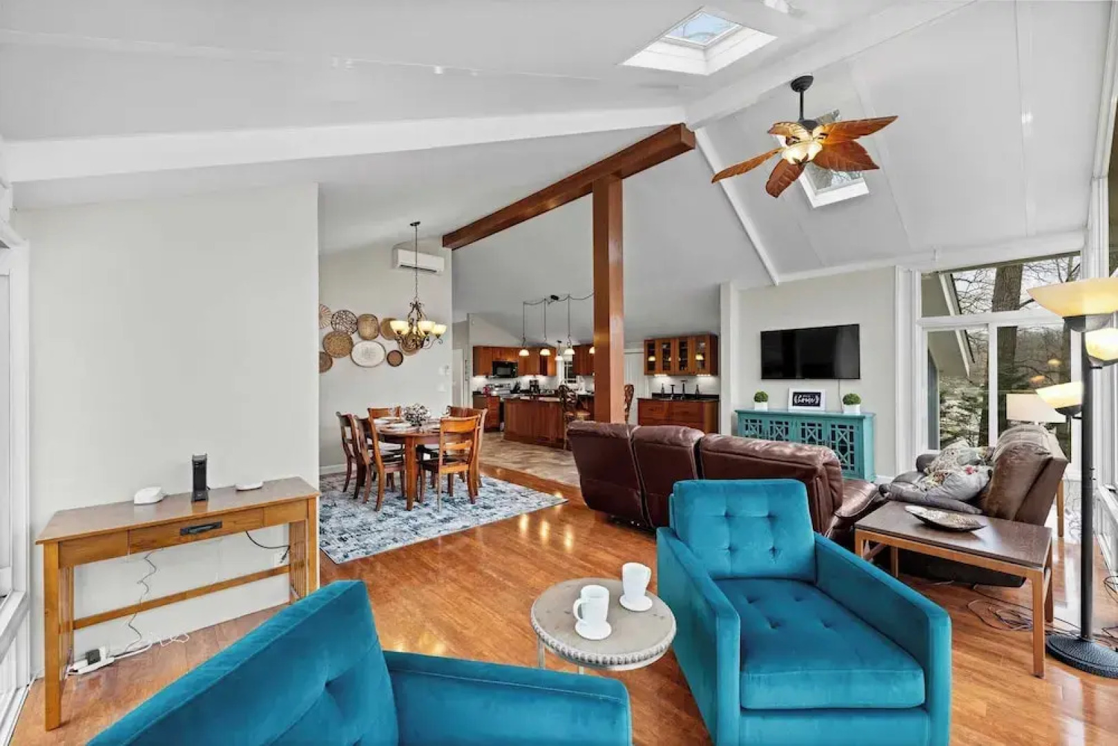 Tree Top Get Away by Avantstay Amazing Lake View