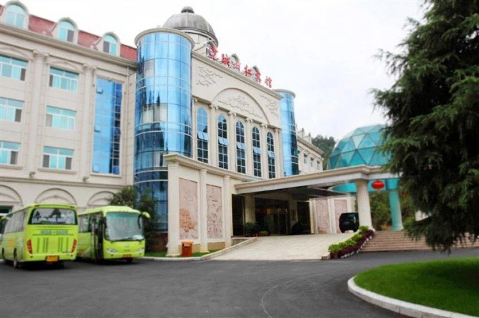 Yingshanhong Hotel