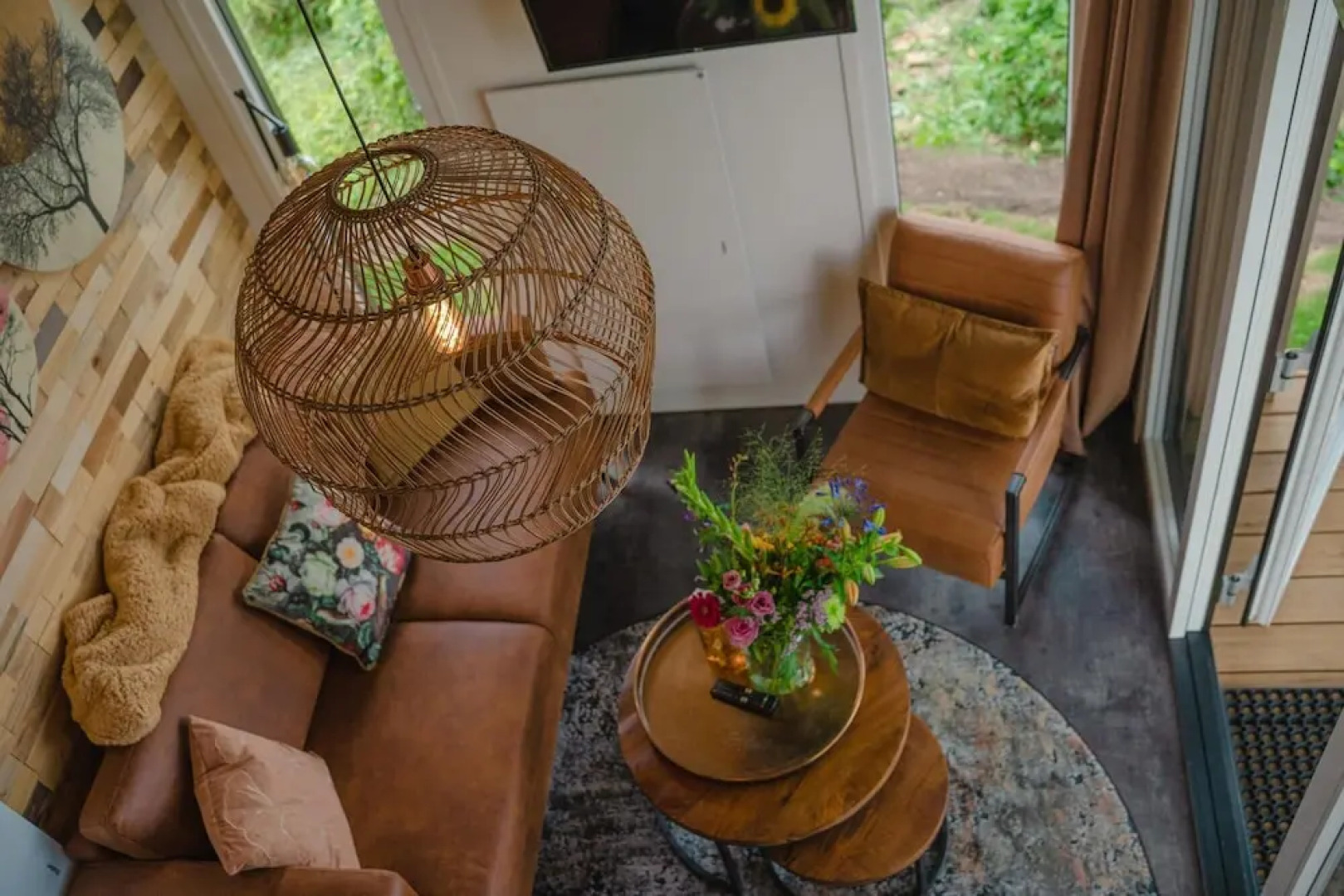 Tiny River House 2 Guest