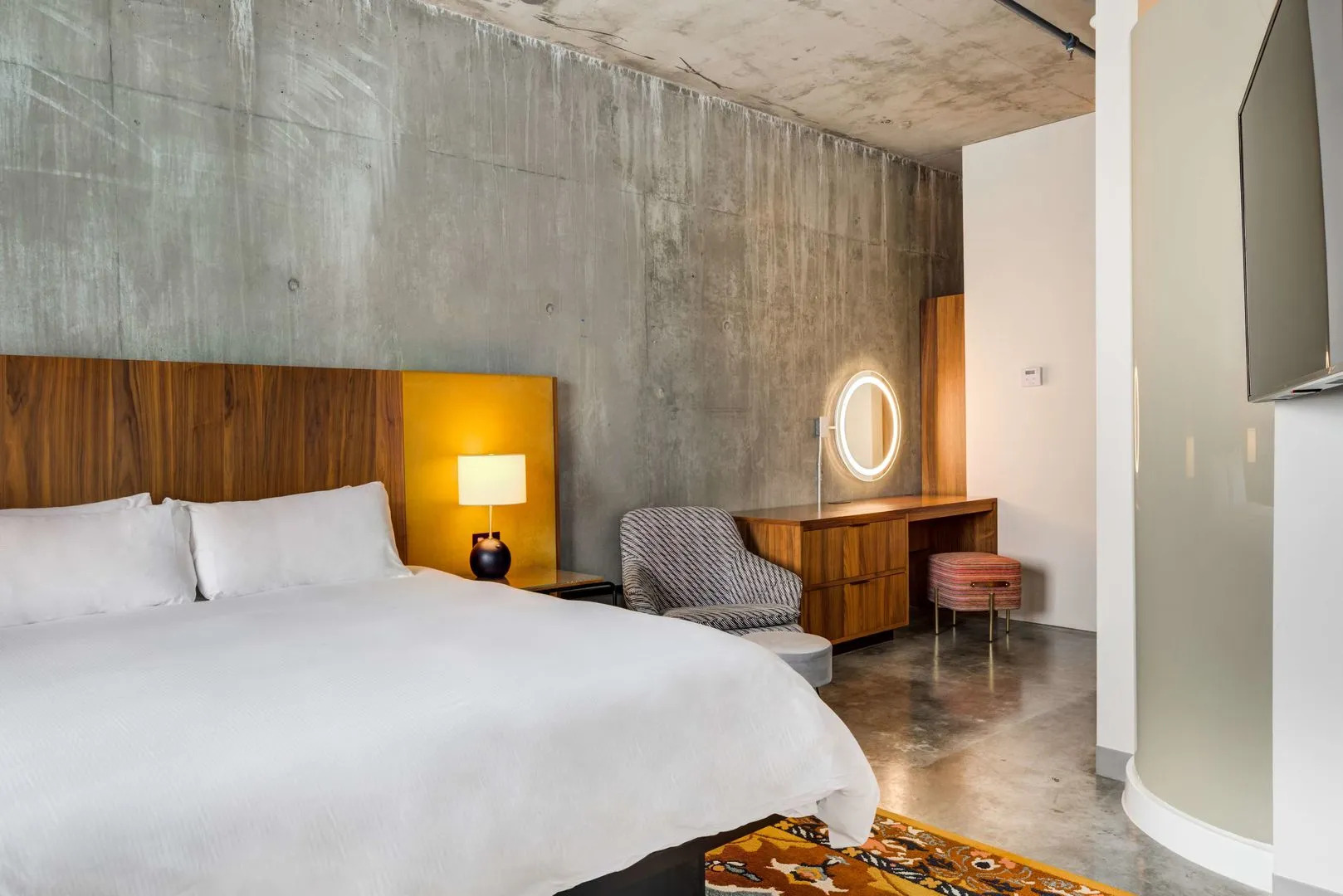 The Loom Hotel Tapestry Collection by Hilton