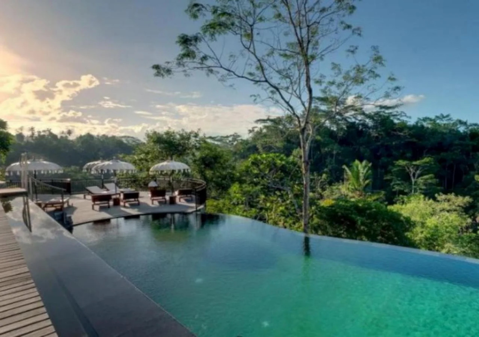 Курорт Komaneka at Tanggayuda