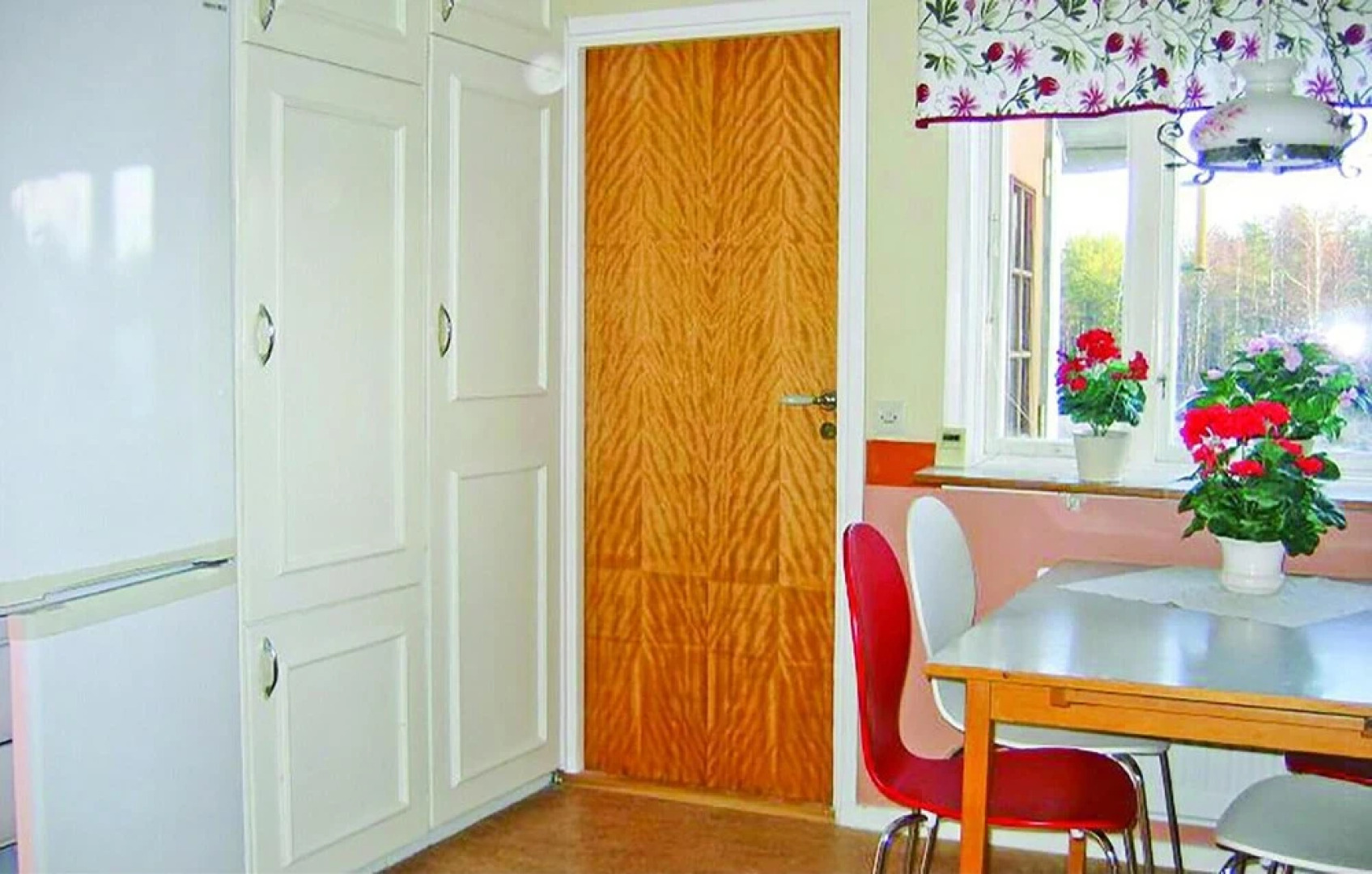 Nice Home in Vänersborg With 3 Bedrooms and Wifi