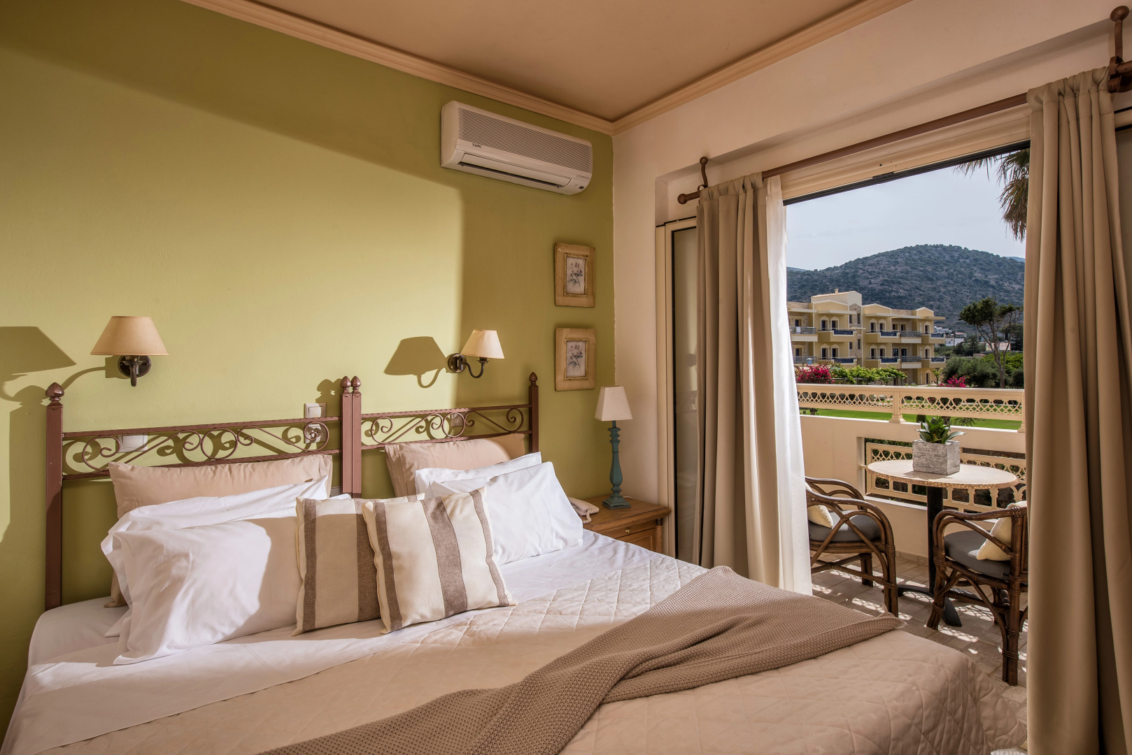 Socrates Hotel Malia Beach