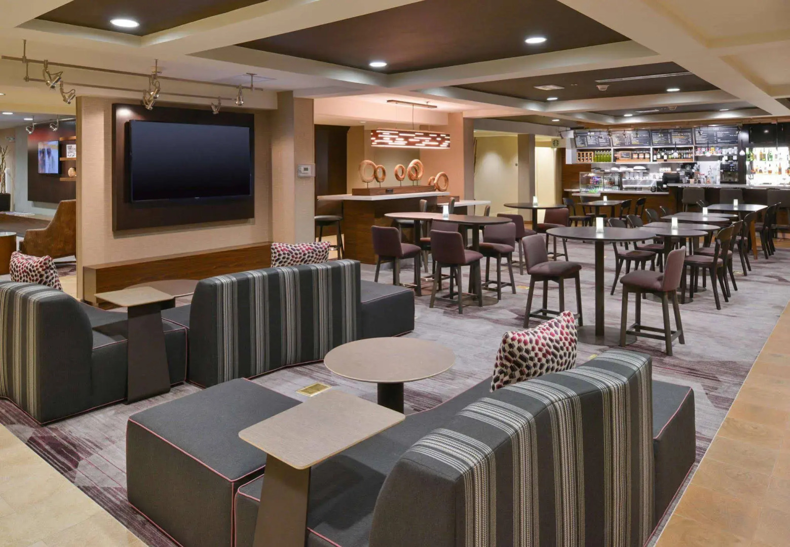 Courtyard by Marriott Charlotte/Matthews