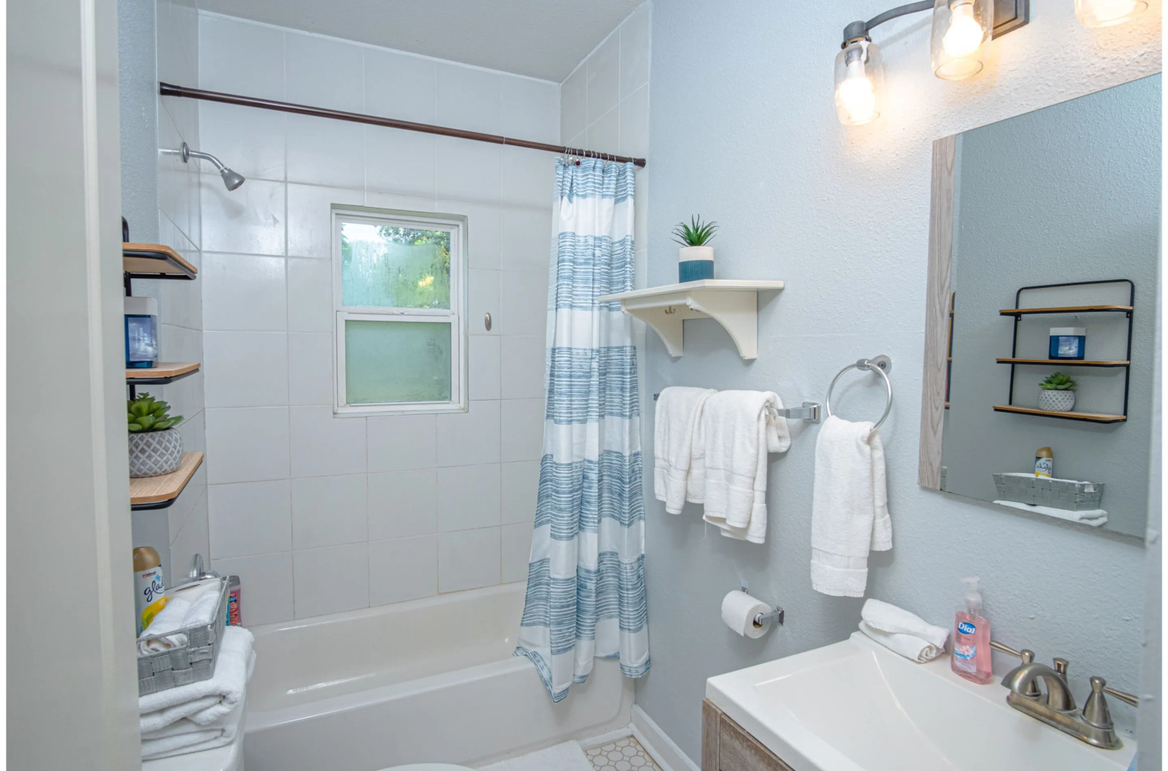 Las Carolinas Cozy #2