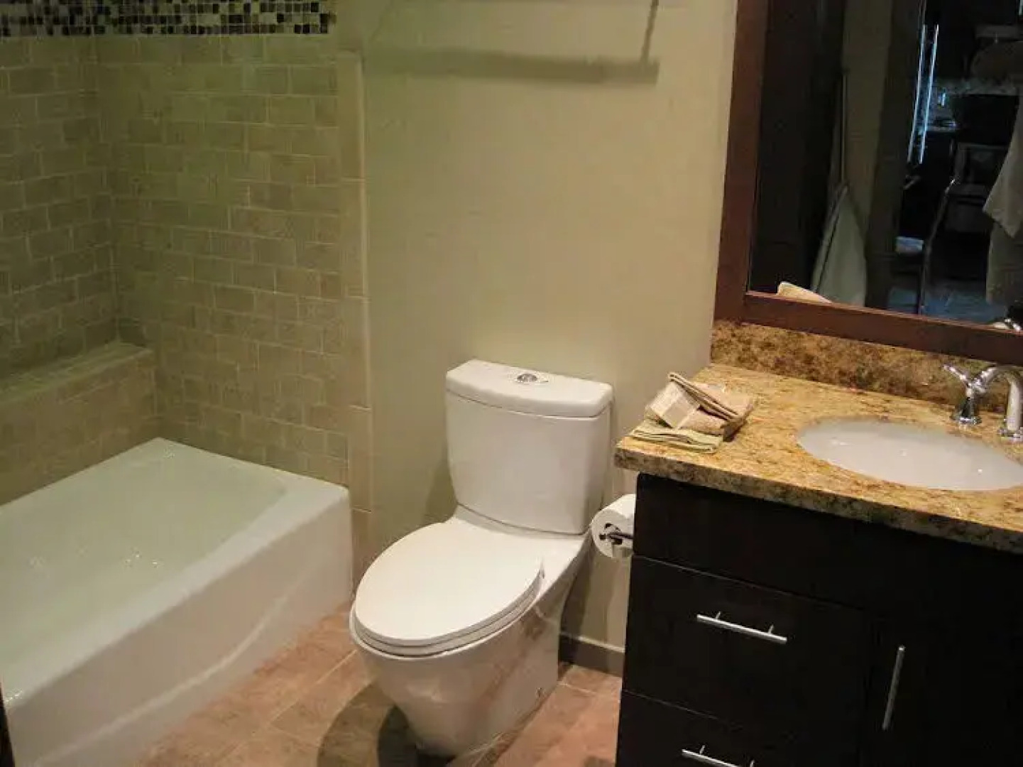 Picazzos Loft in the View Plaza