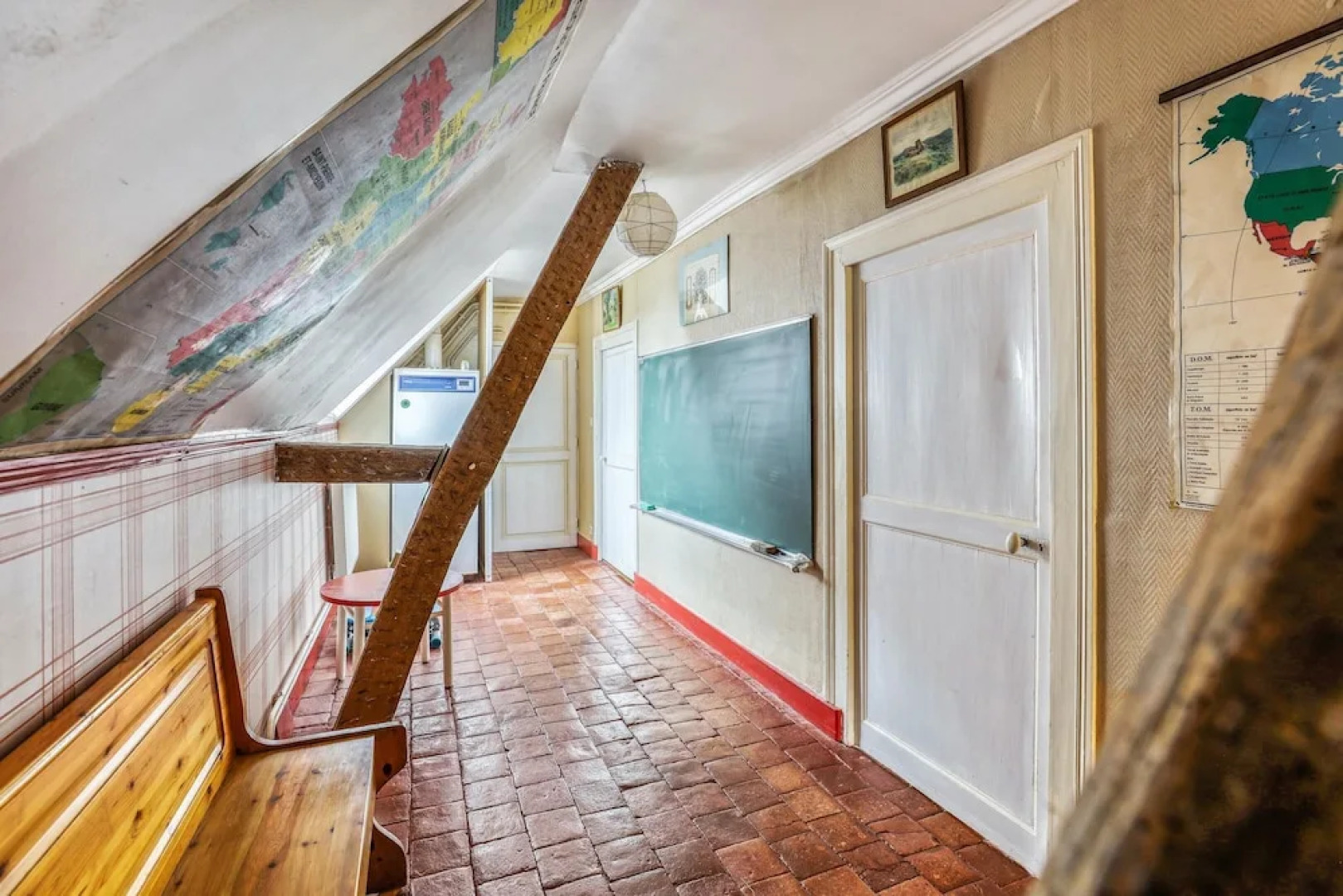 Villa With 4 Bedrooms in Lucenay-lès-aix, With Private Pool, Enclosed