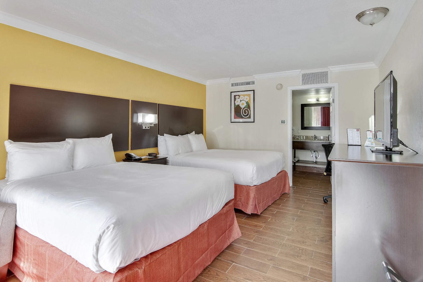 The Link Hotel on Sunrise